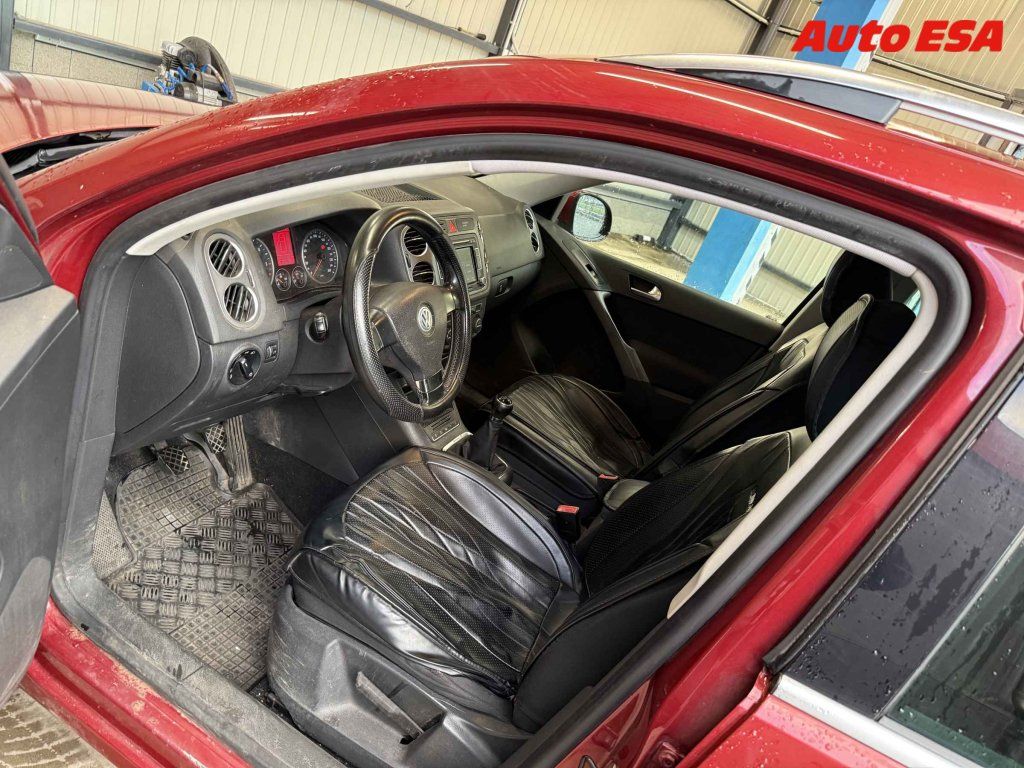 Volkswagen Tiguan, 2.0 TDi 4x4,ČR - fotka 3