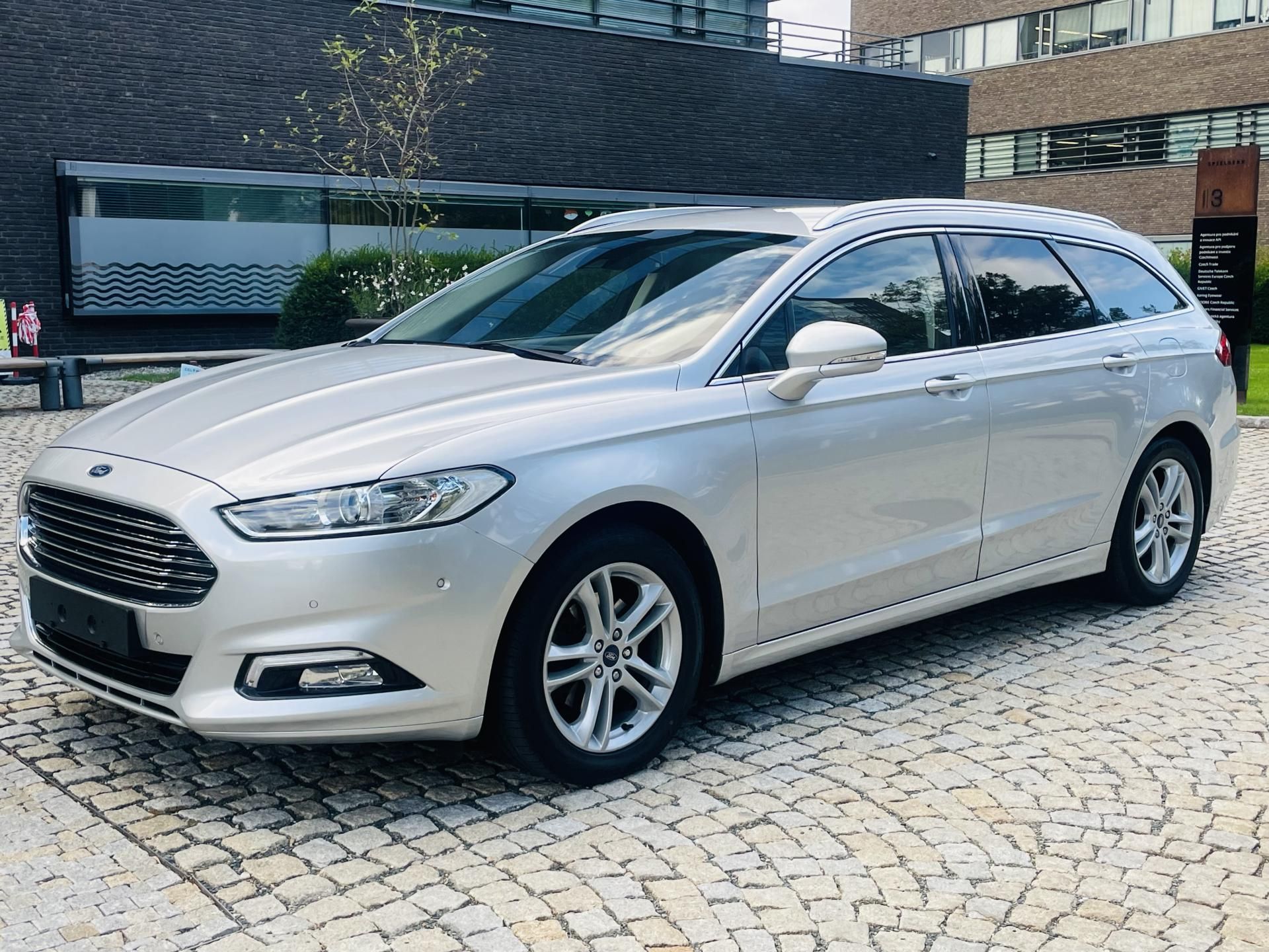 Ford Mondeo, 2.0TDCi AUTOMAT SERVISKA TAŽNÉ - fotka 5
