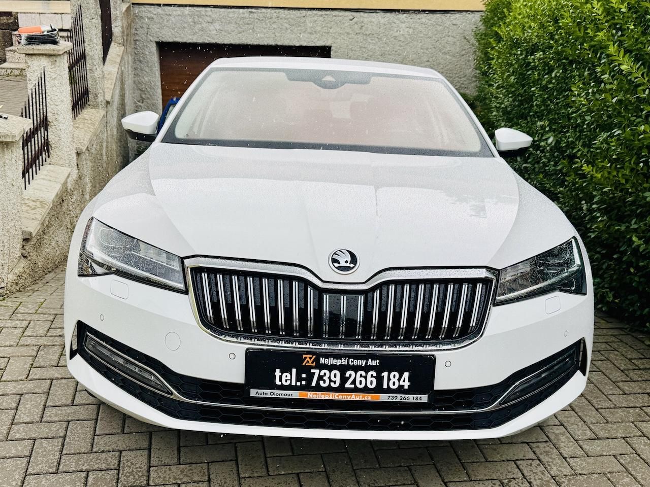 Škoda Superb, 2.0TDi 140kW STYLE 4x4 DSG ČR - fotka 2