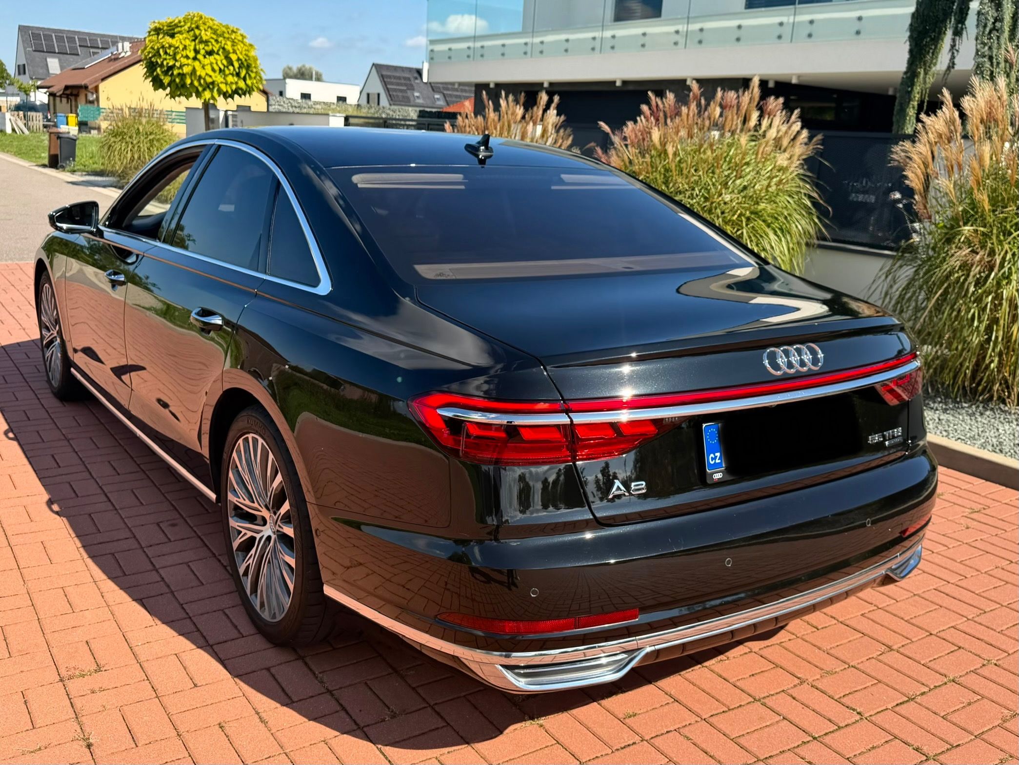 Audi A8, A8 55 TFSI HD Matrix B&Q - fotka 3