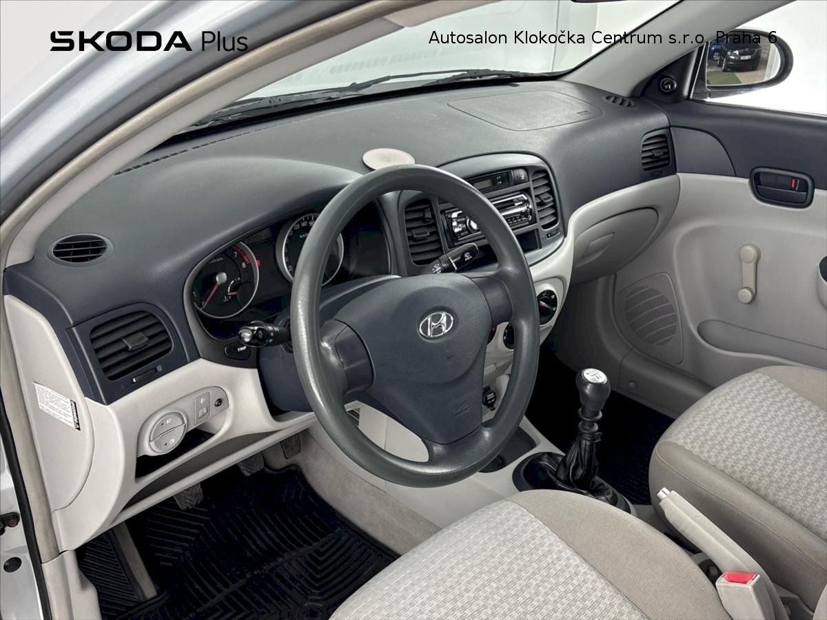 Hyundai Accent, i ,71 kW - fotka 6