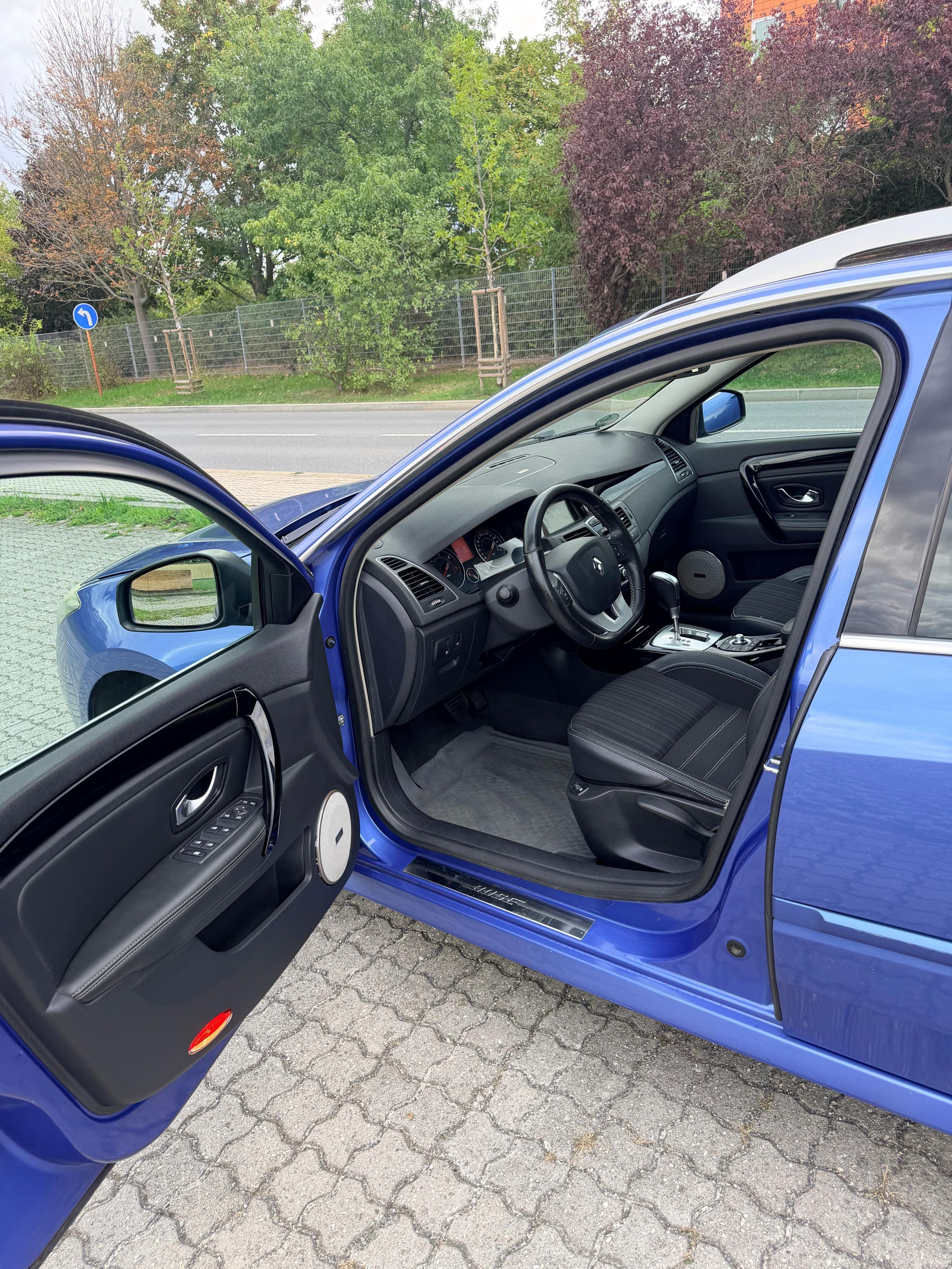 Renault Laguna, 3 Grandtour 2.0 dCi 127 kW - fotka 2
