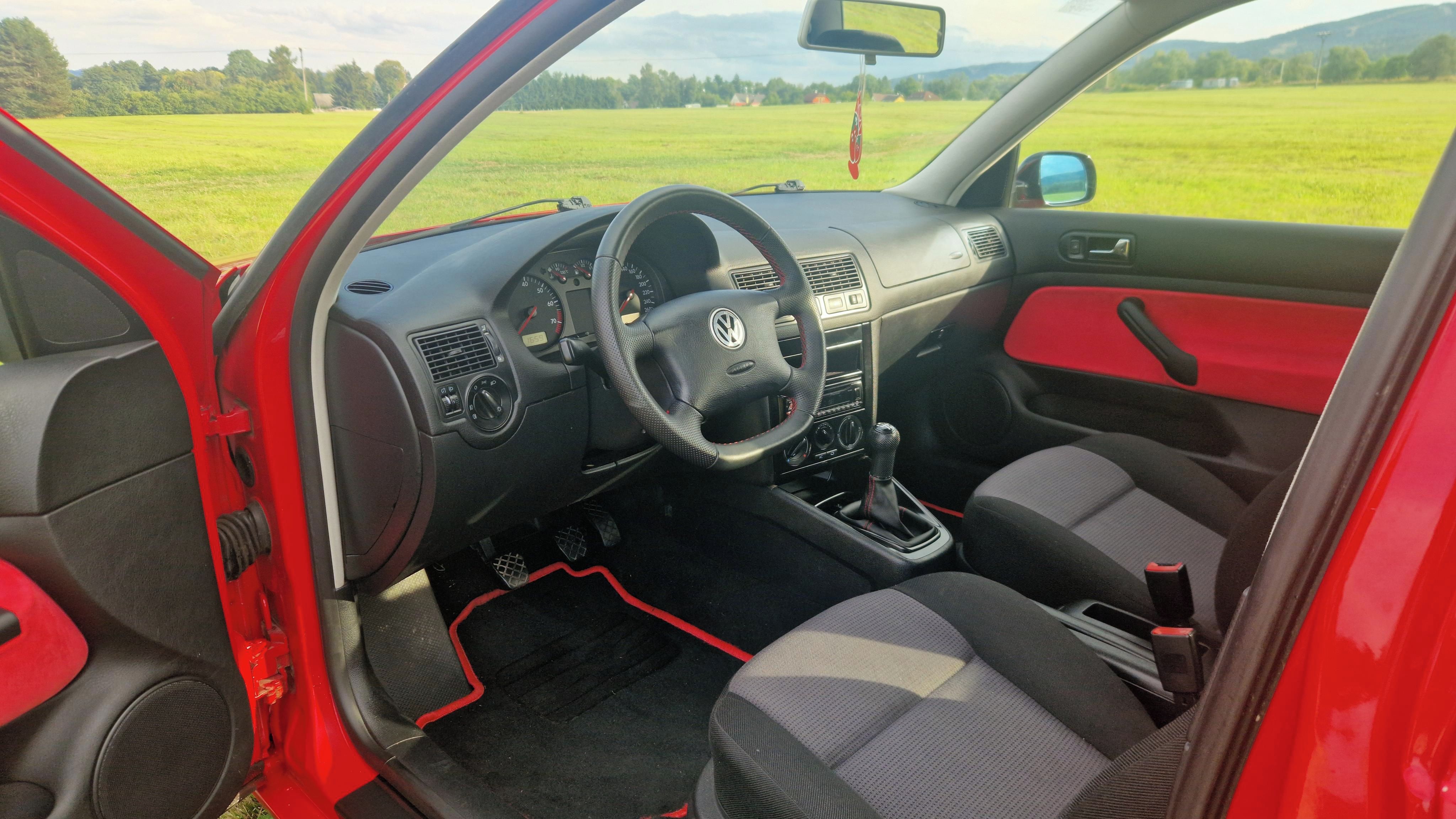Volkswagen Golf, 1.6 16V - fotka 3