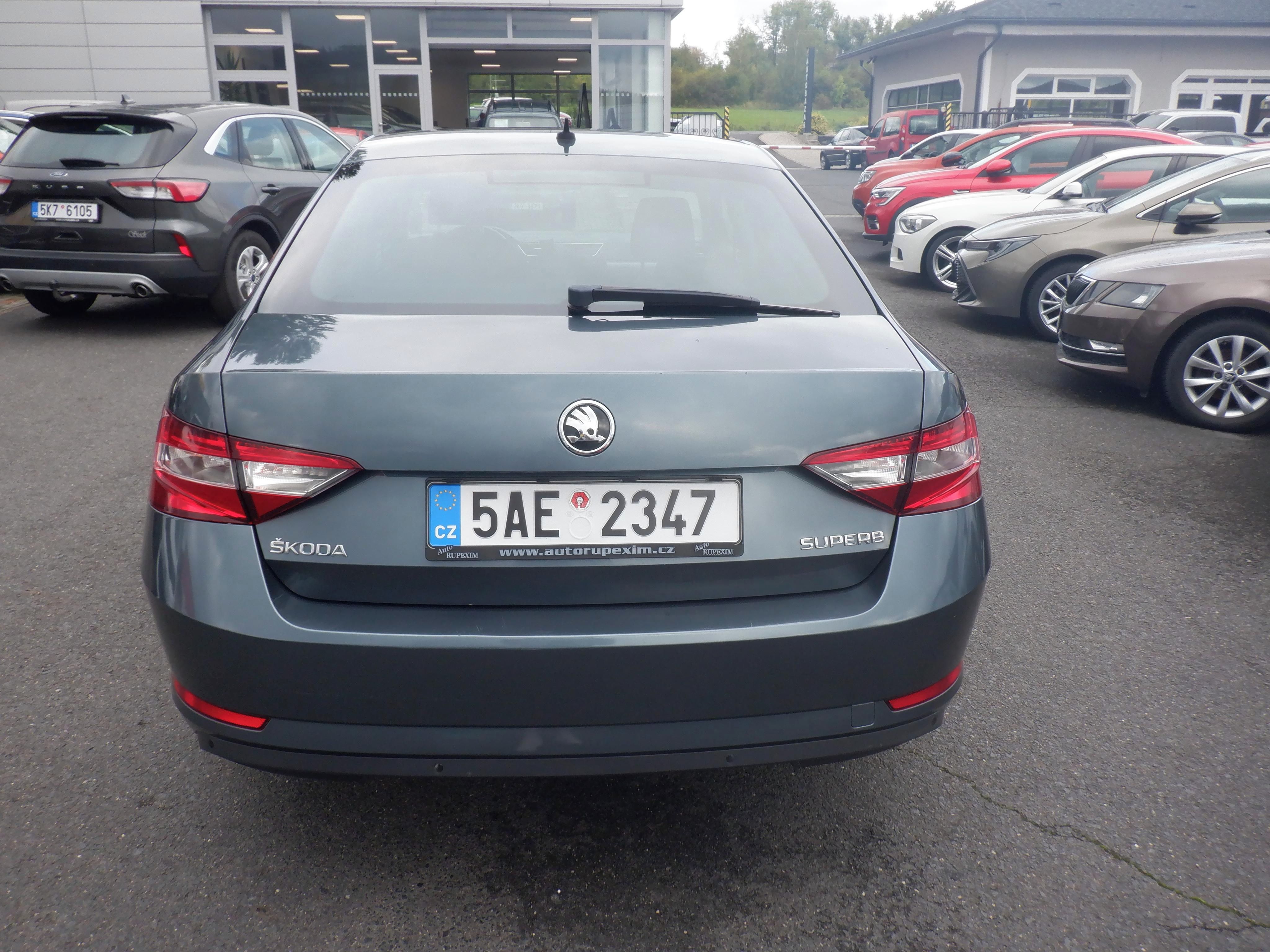 Škoda Superb, 2.0 TDI 110kW,ČR - fotka 6