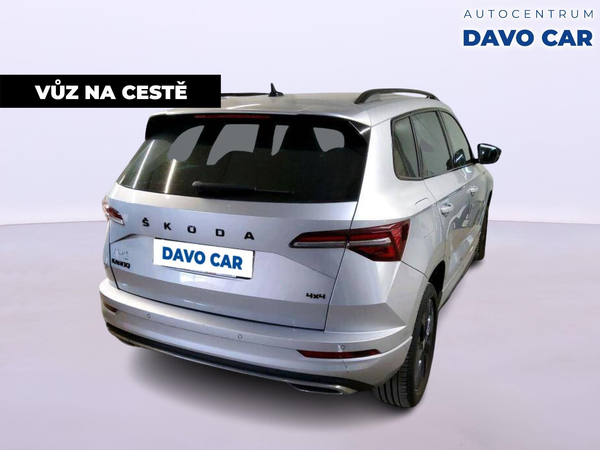 Škoda Karoq, 2,0 TSI 140kW Sportline 4x4 DP - fotka 2
