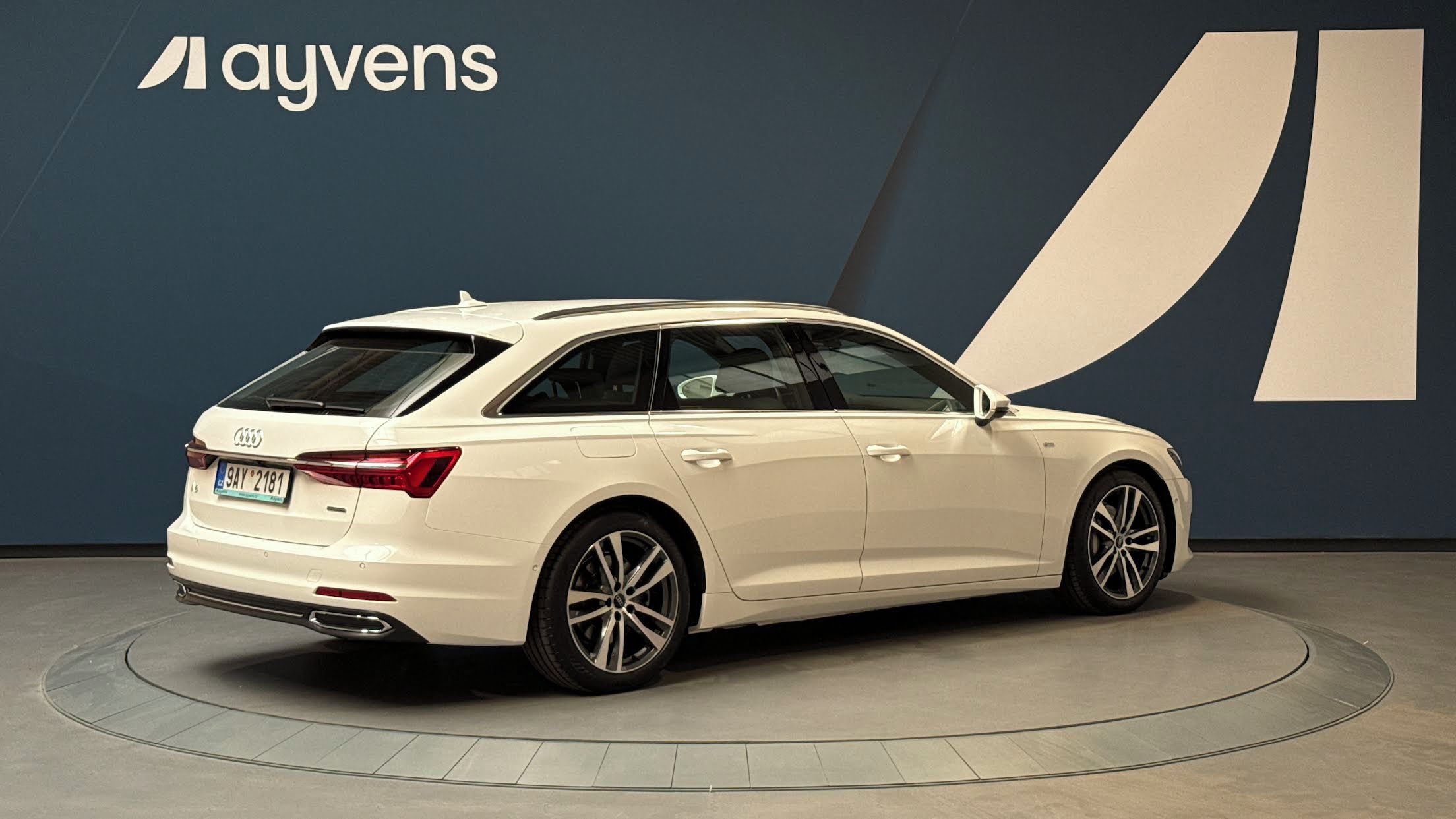 Audi A6, 3.0 45 TDI quattro S tronic Sp - fotka 2