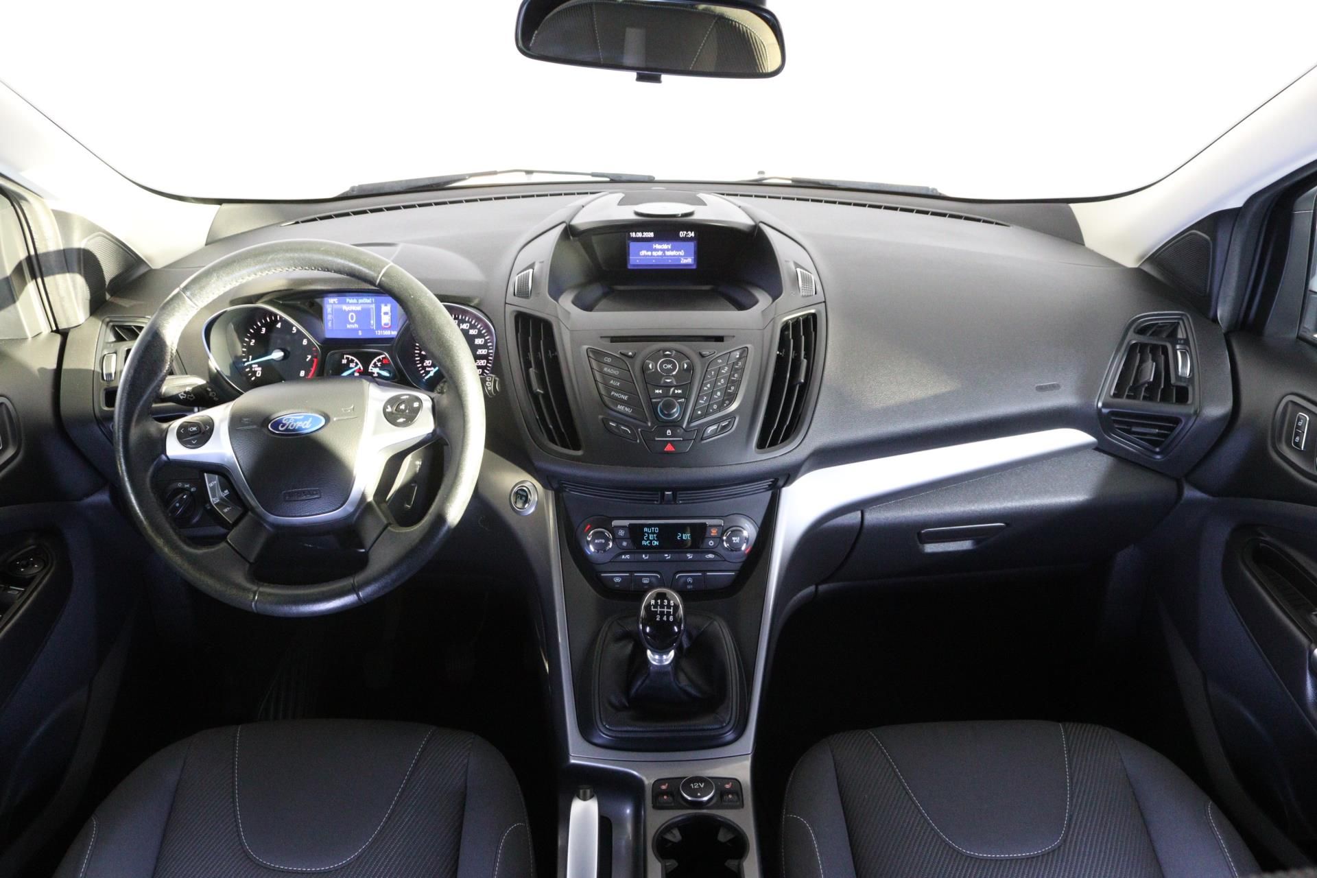 Ford Kuga, 1,5 ECOBOOST TREND - fotka 5