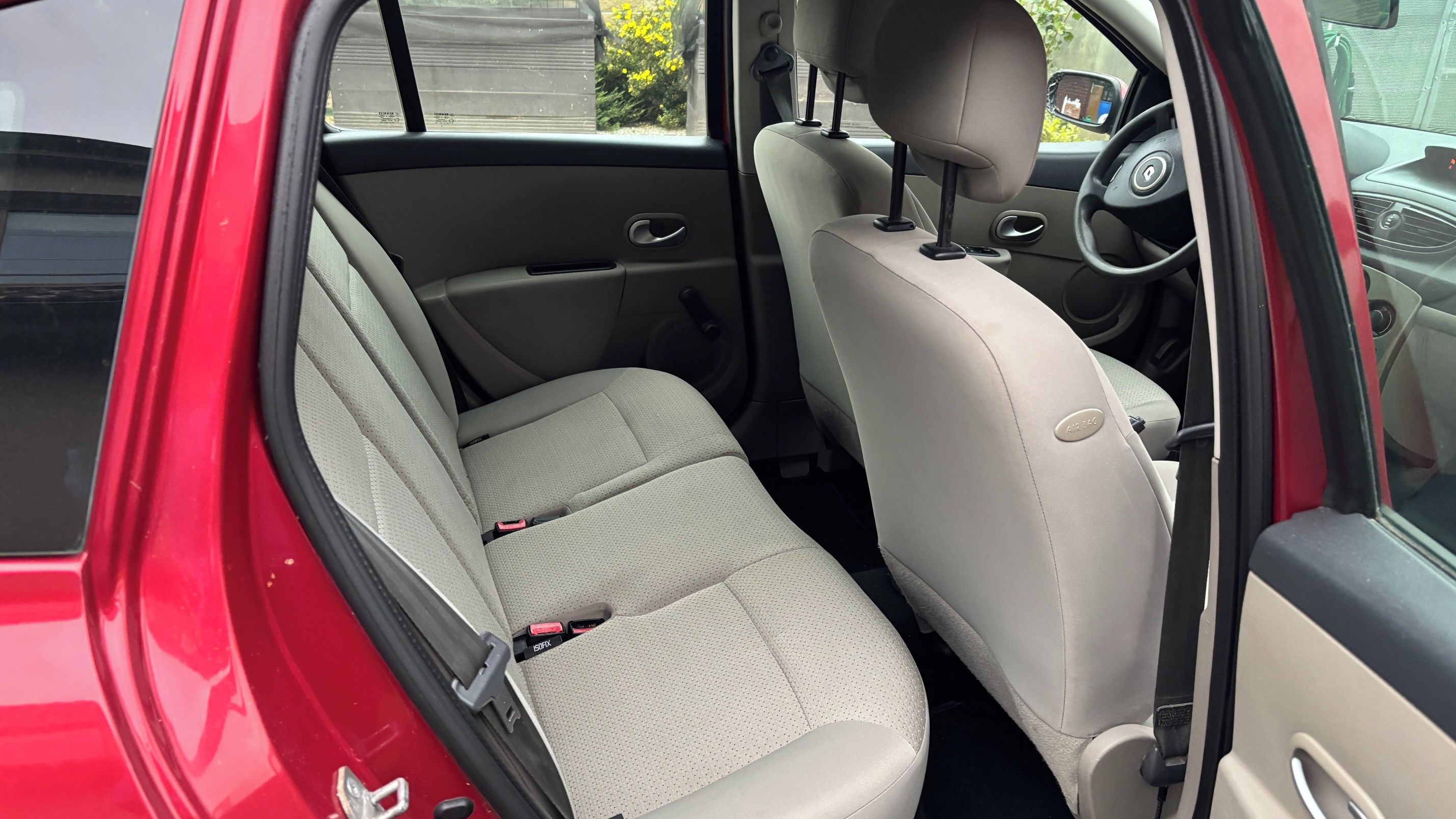 Renault Clio, 1,2 benzín - fotka 4