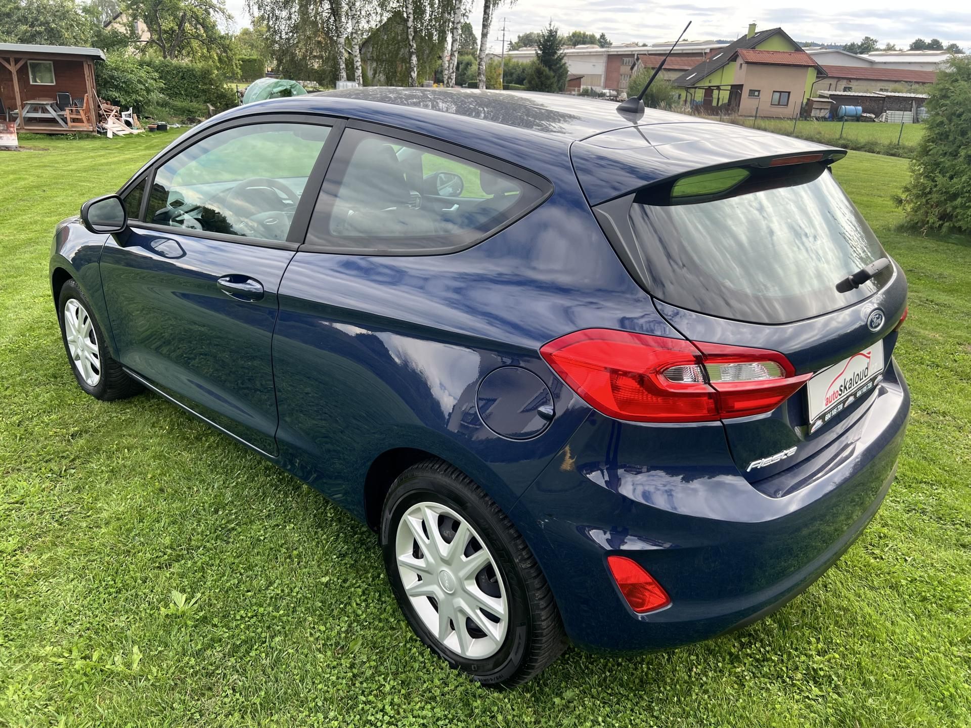 Ford Fiesta, 1,1 52KW,KLIMA,HL.PRUHů,78TKM - fotka 5