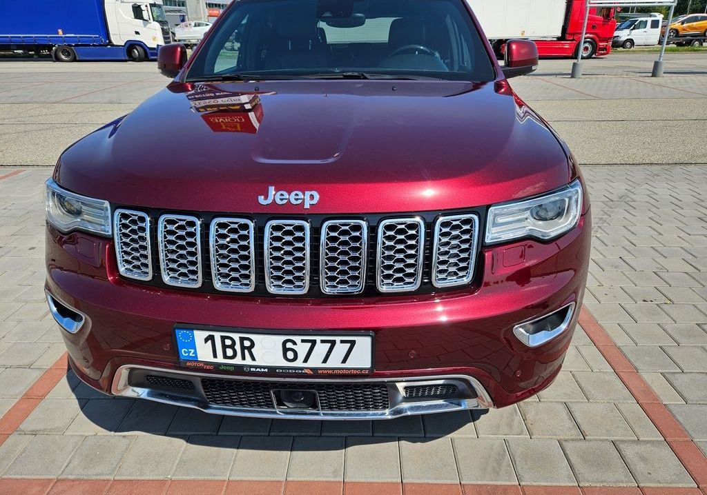Jeep Grand Cherokee, 5.7L V8 Overland