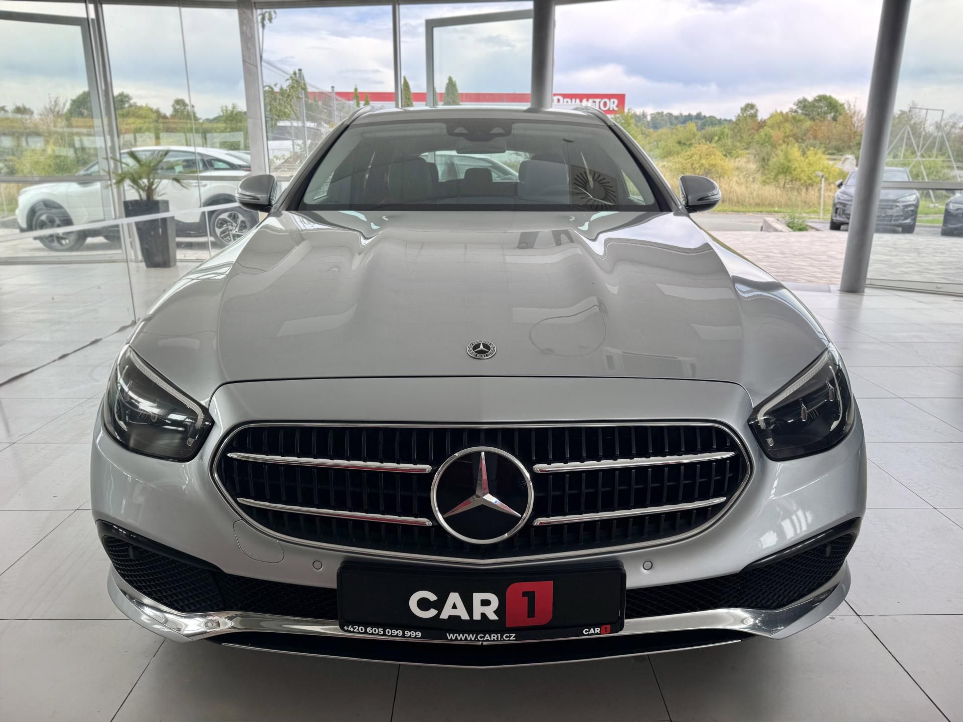 Mercedes-Benz Třídy E, 300e 235kW*Webasto*Tažné*DPH - fotka 3