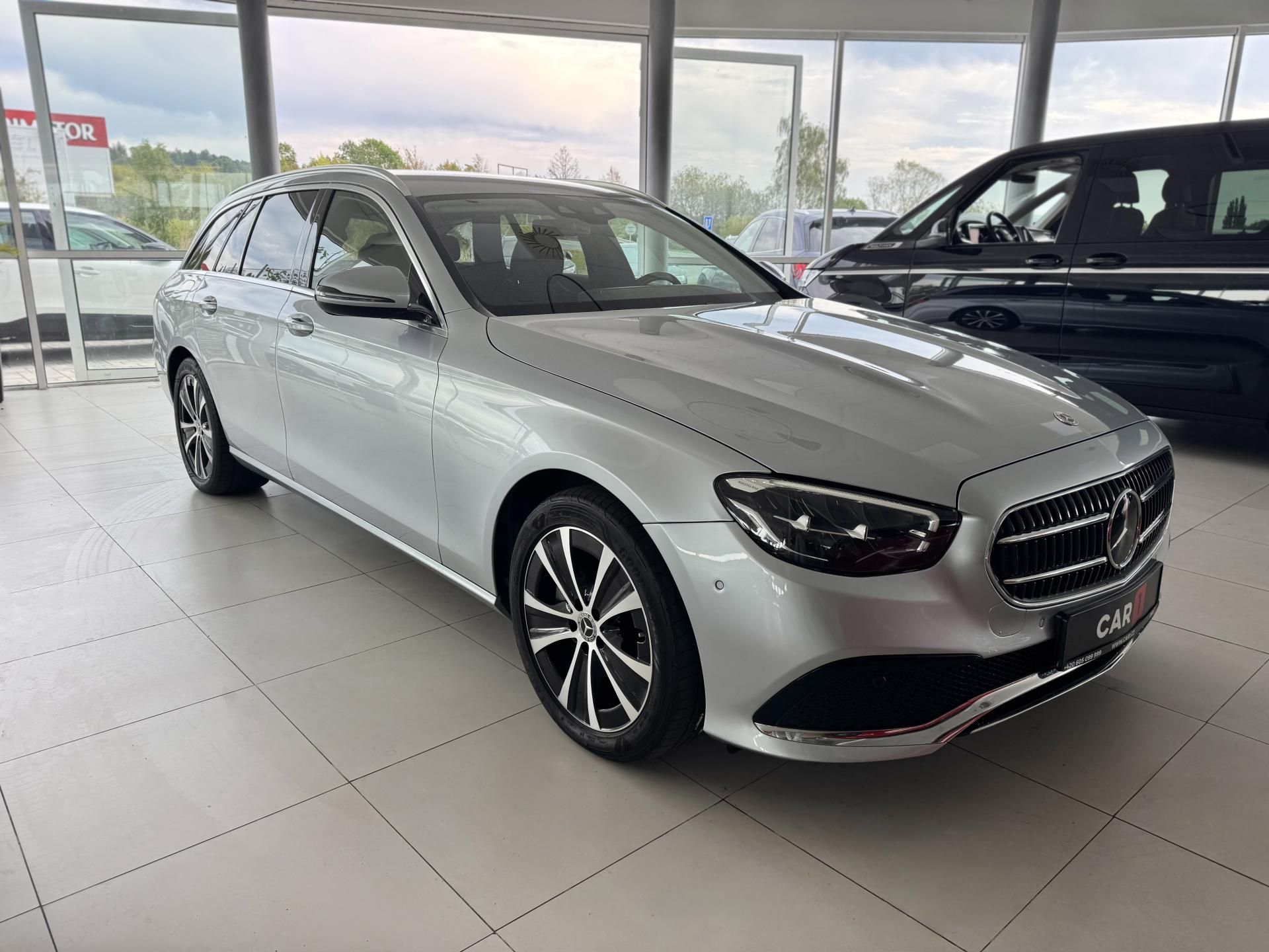 Mercedes-Benz Třídy E, 300e 235kW*Webasto*Tažné*DPH - fotka 4