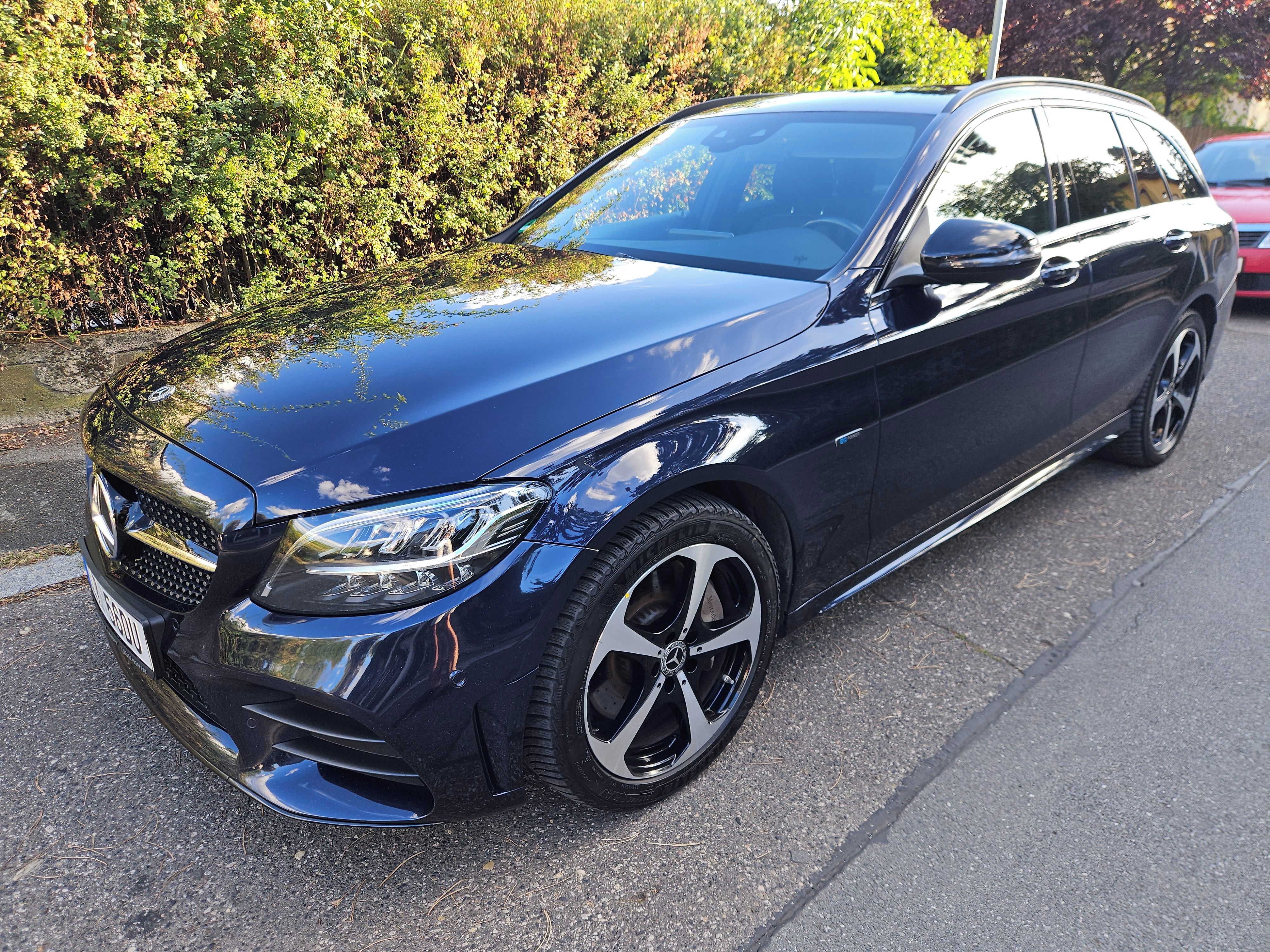 Mercedes-Benz Třídy C, C300de, kombi, AMG line, tažné - fotka 2