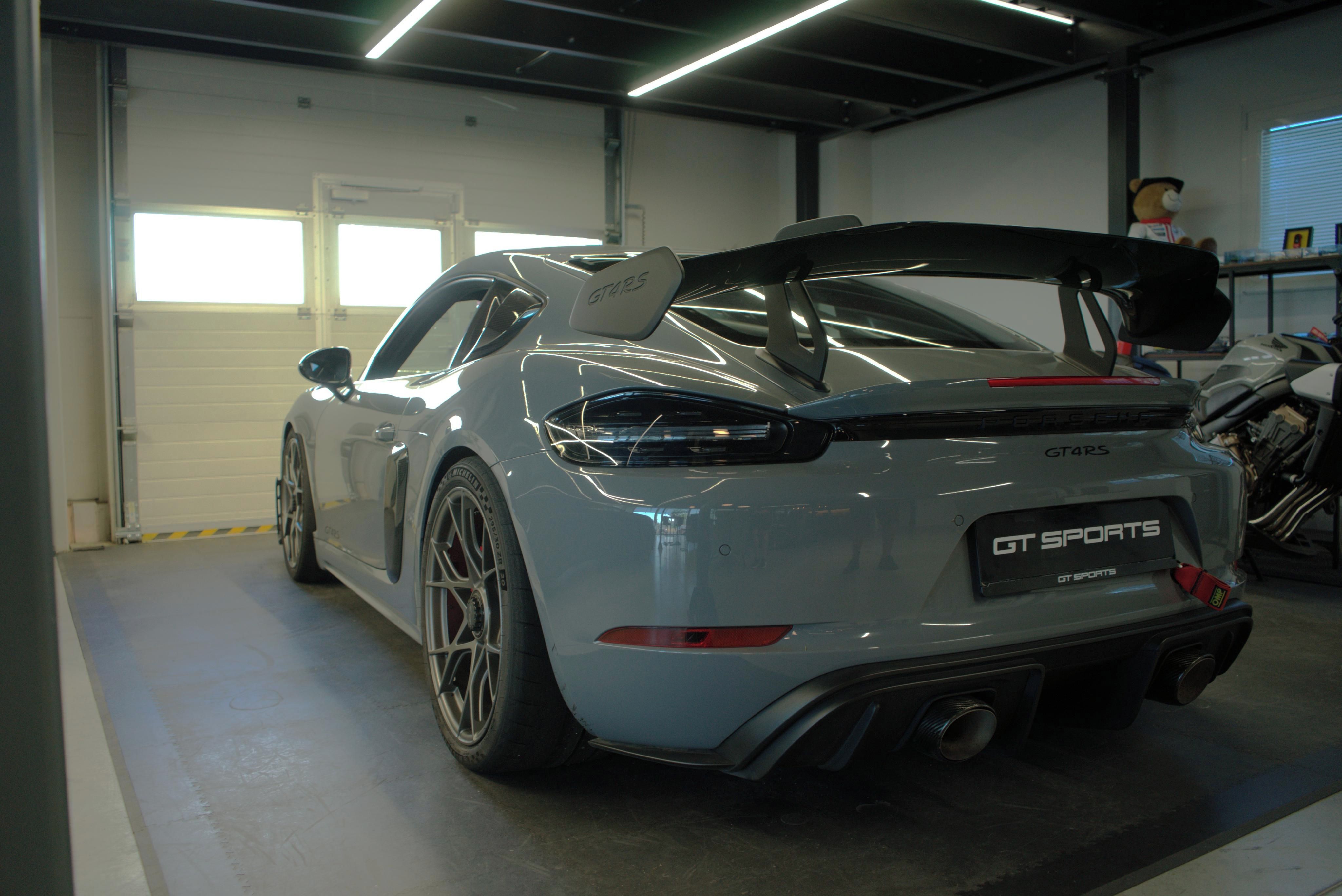 Porsche Cayman, Porsche GT4 RS - fotka 4