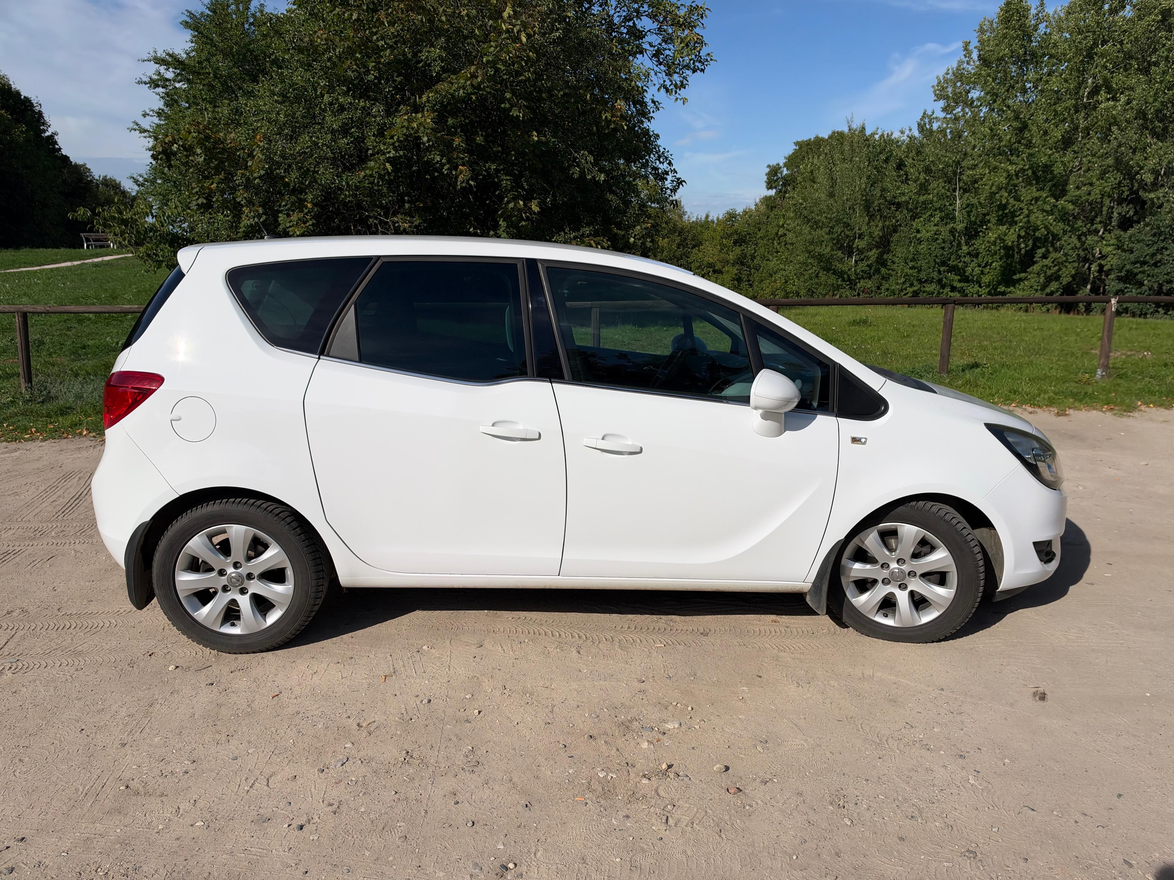 Opel Meriva, 2014, 75 000 km, 88 kW, tažné - fotka 4