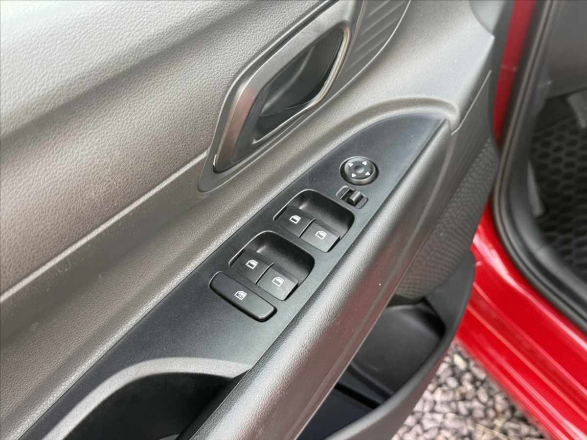 Hyundai i20, 1,2 DPI 57kW Wave - fotka 6