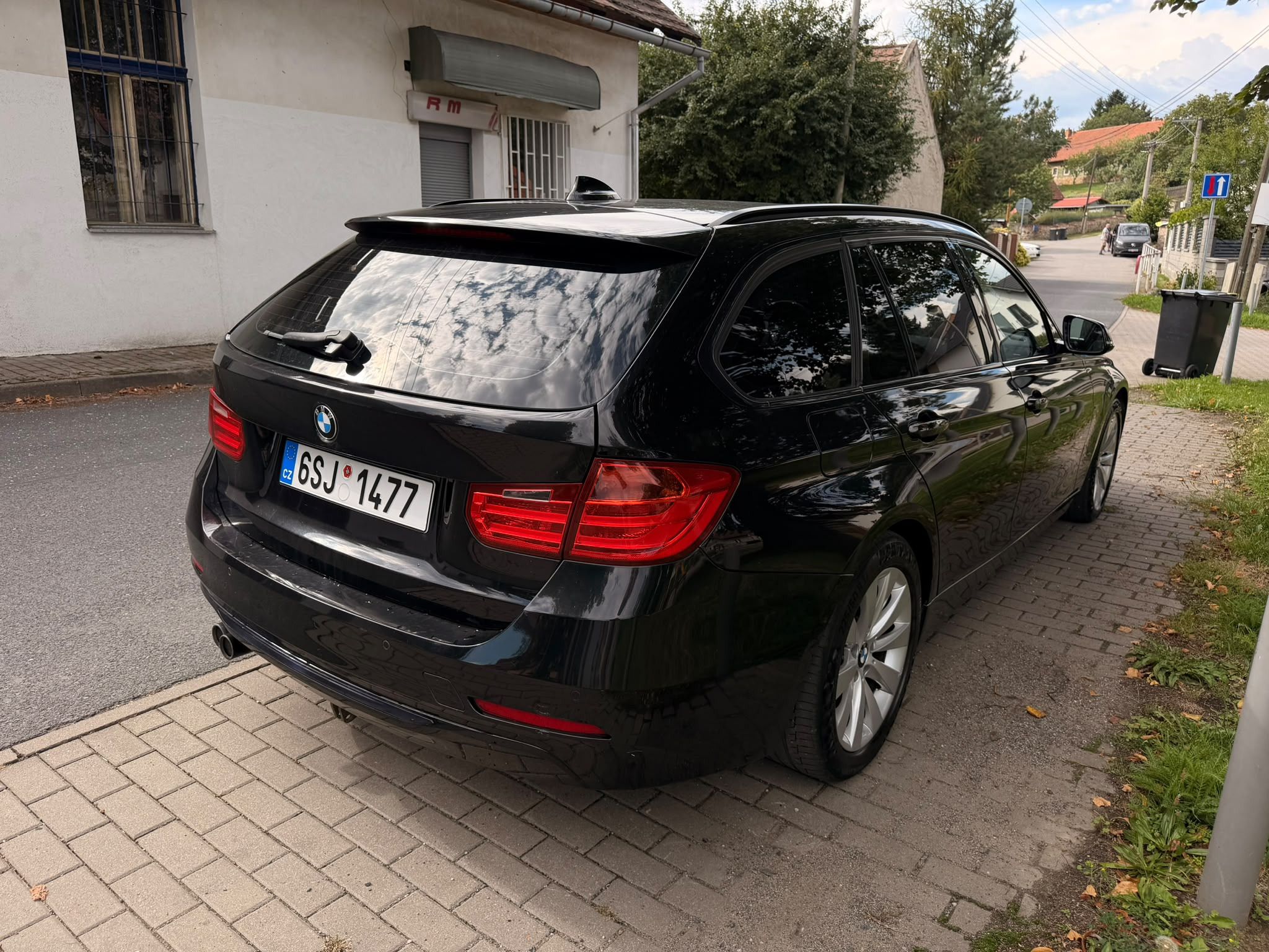 BMW Řada 3, Touring 3.0d 190 kW – sport - fotka 3