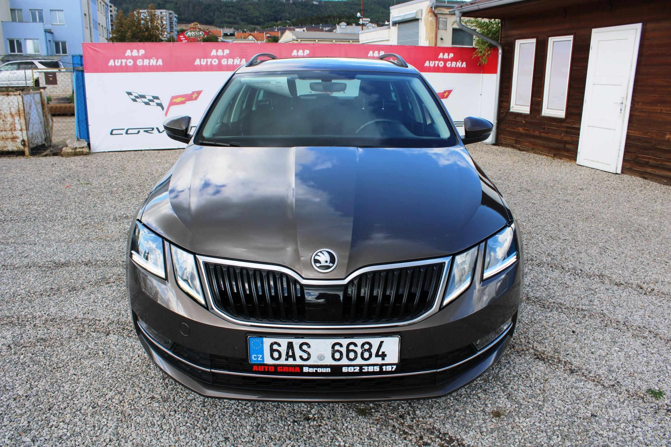 Škoda Octavia, 1,4TSI KLIMA EL.OKNA TEMPOMAT - fotka 2
