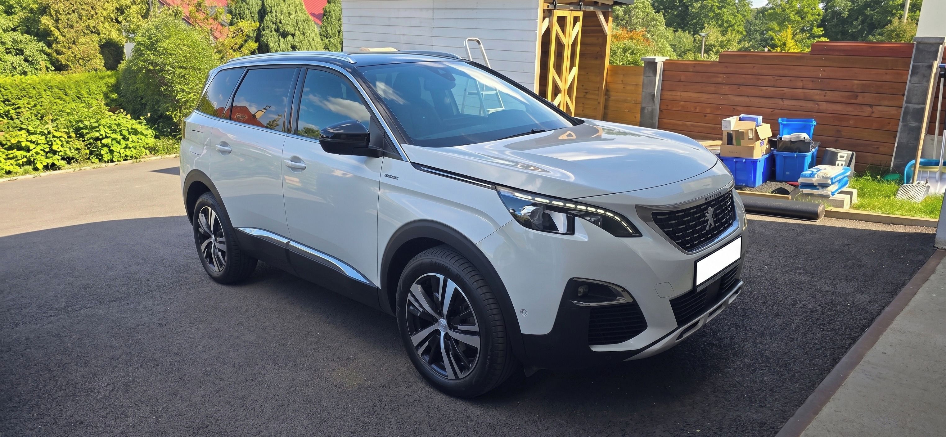 Peugeot 5008, Výbava GT