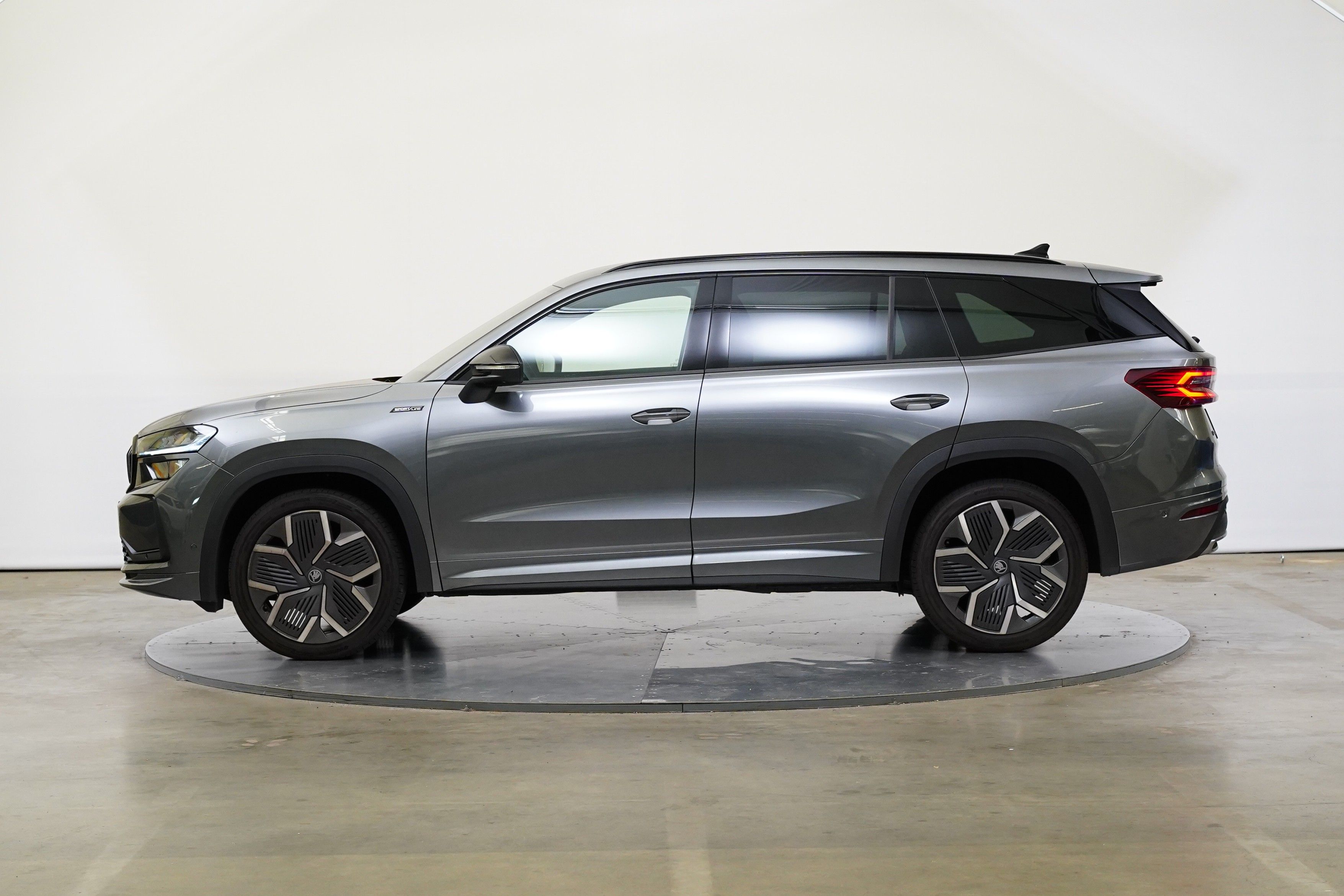 Škoda Kodiaq, 2.0 TDI 142 kW 4x4 Sportline - fotka 3