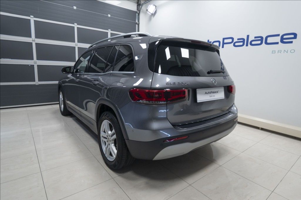 Mercedes-Benz GLB, 2,0 200d 4MATIC NAVI KAMERA ČR - fotka 6