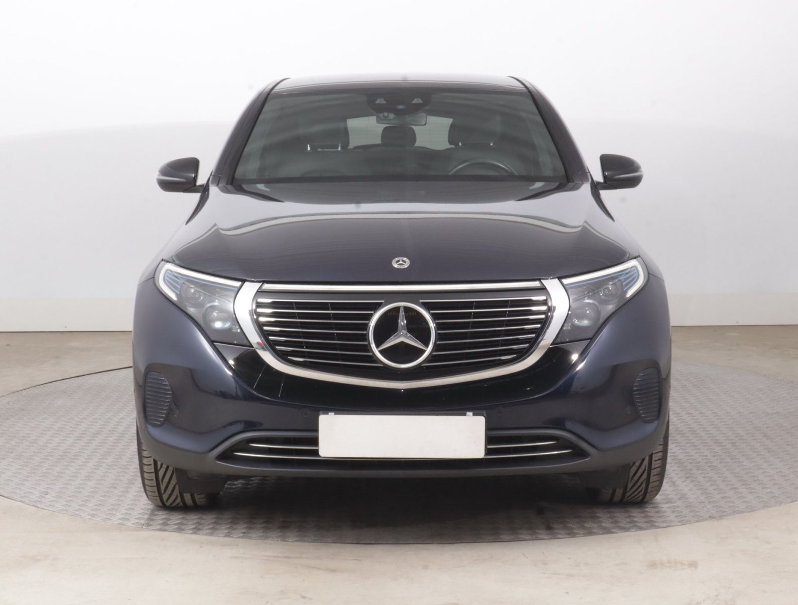 Mercedes-Benz EQC, EQC 400 4MATIC, SoH 97%, 4X4 - fotka 2