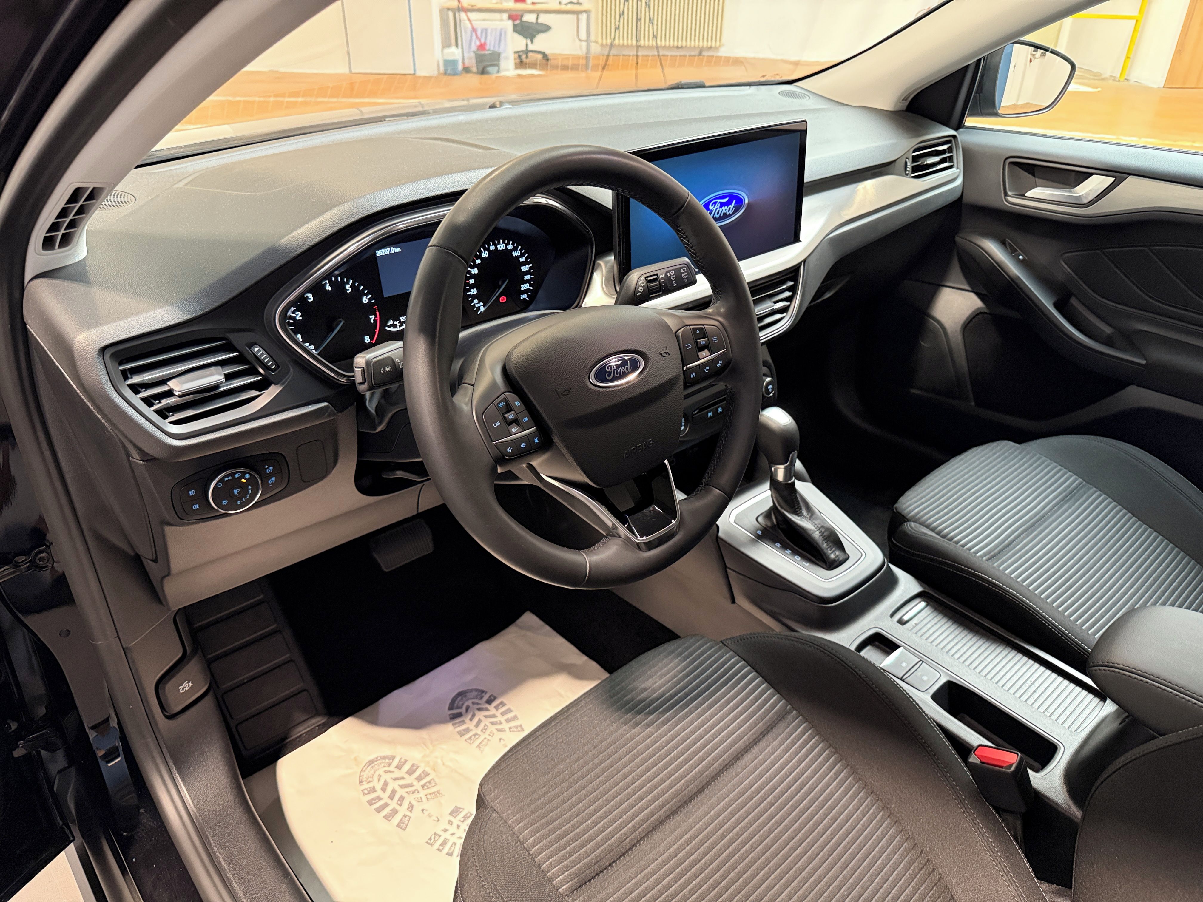 Ford Focus, 1.0 EcoBoost mHEV 114kW Titani - fotka 5