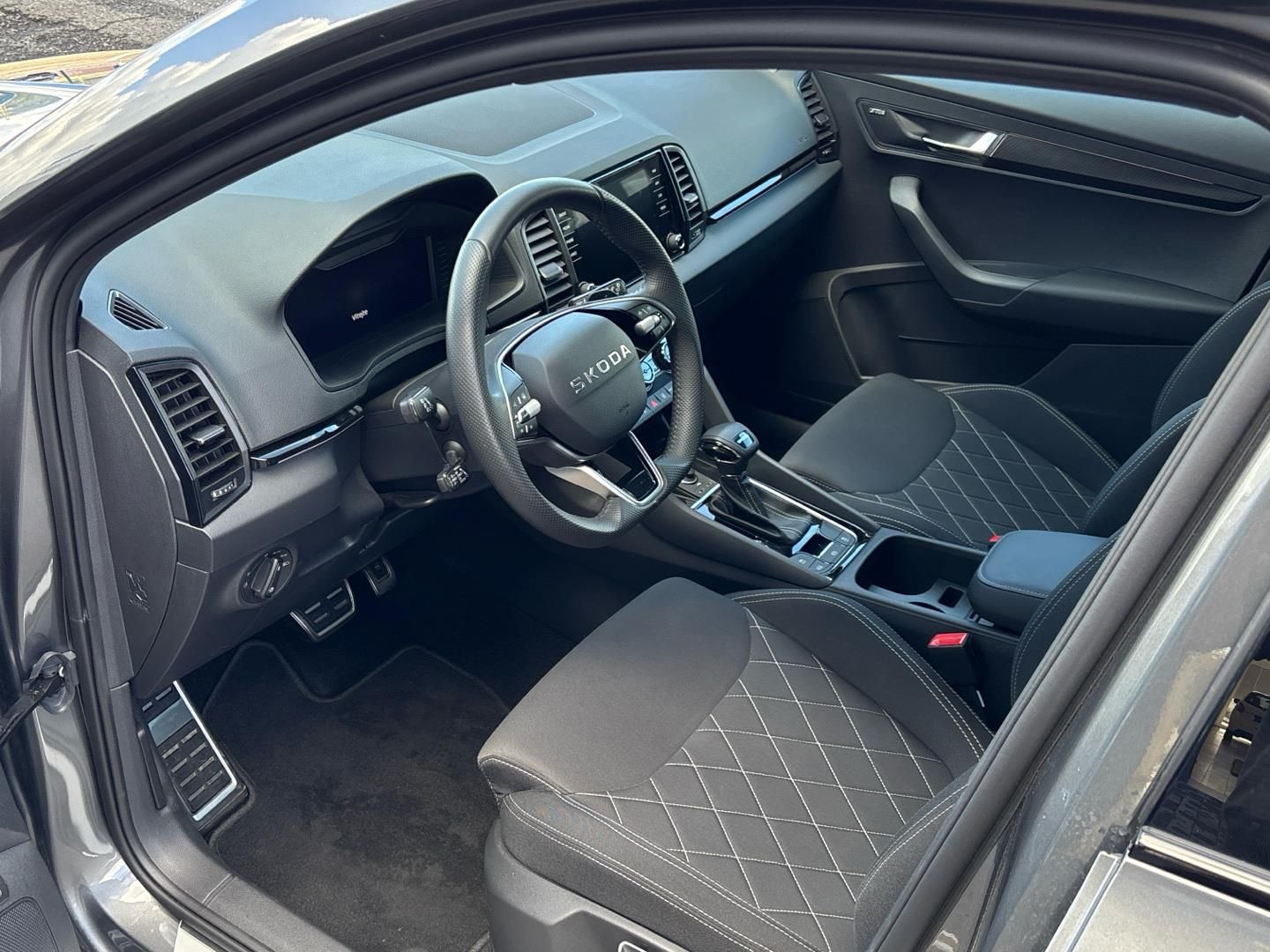Škoda Karoq, 1.5 TSI / 110 kW Sportline - fotka 6