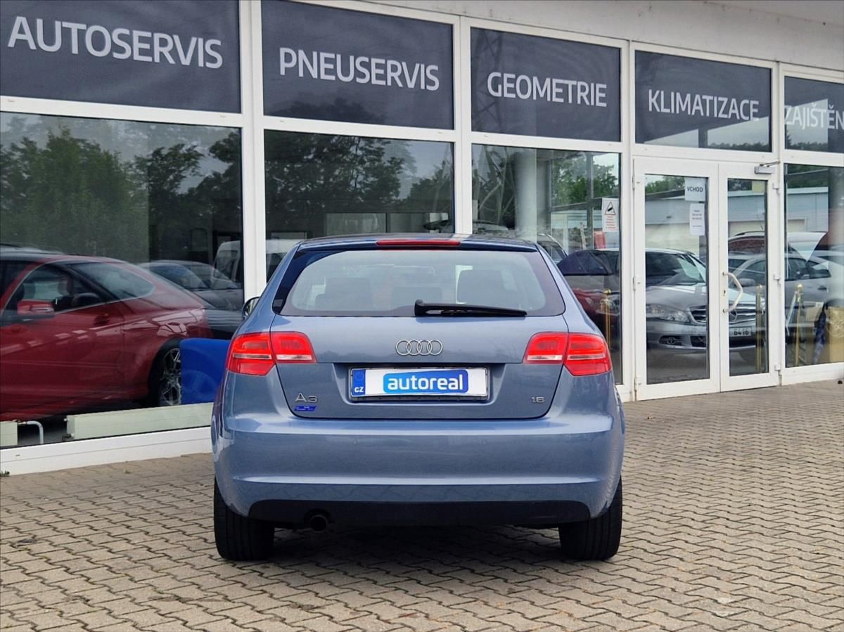 Audi A3, 1,6 TDI SPORTBACK AUTOAC ŠÍBR - fotka 4
