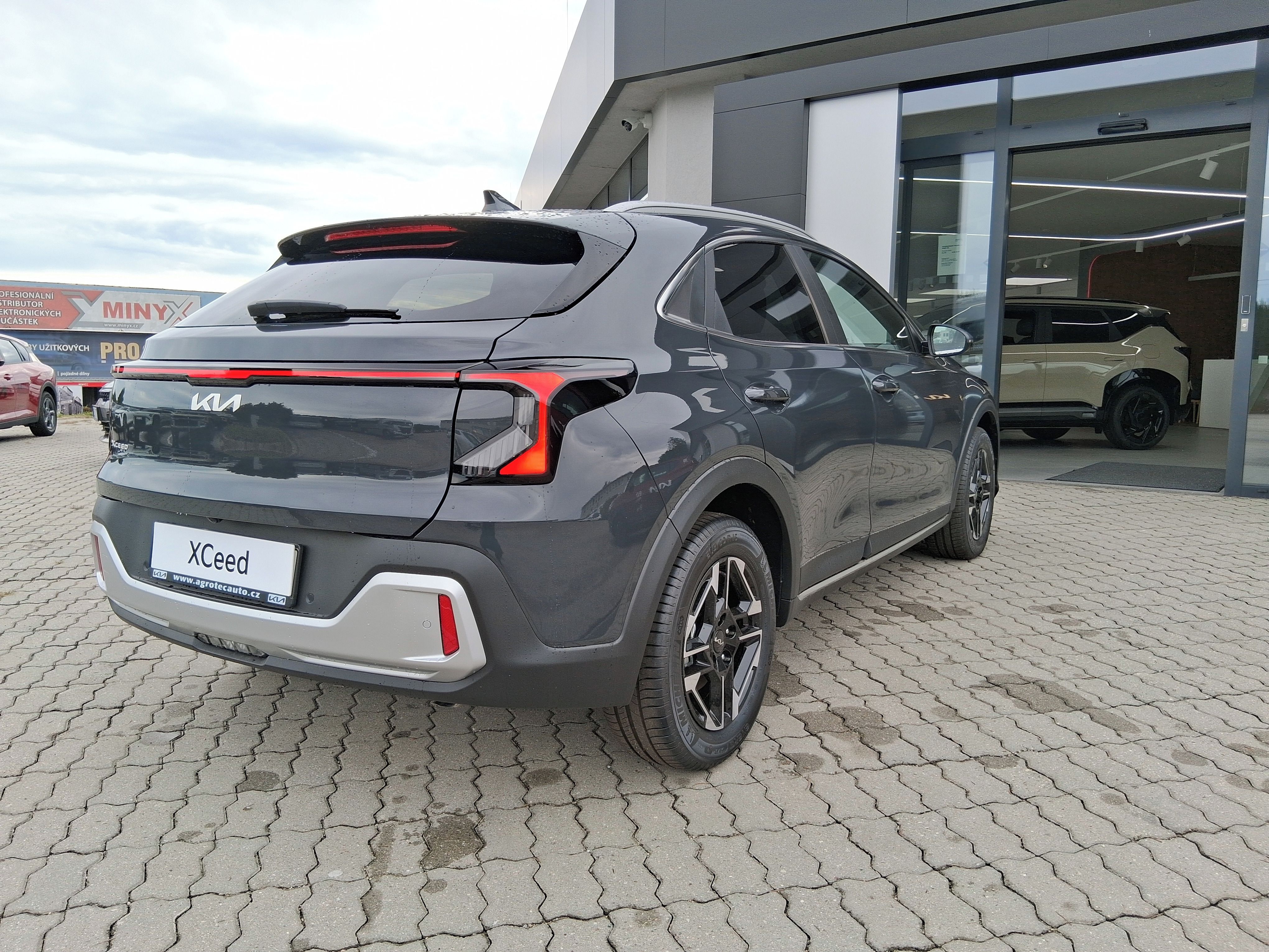 Kia XCee´d, 1,0 T-GDI 115k/85 kW Exclusive - fotka 5