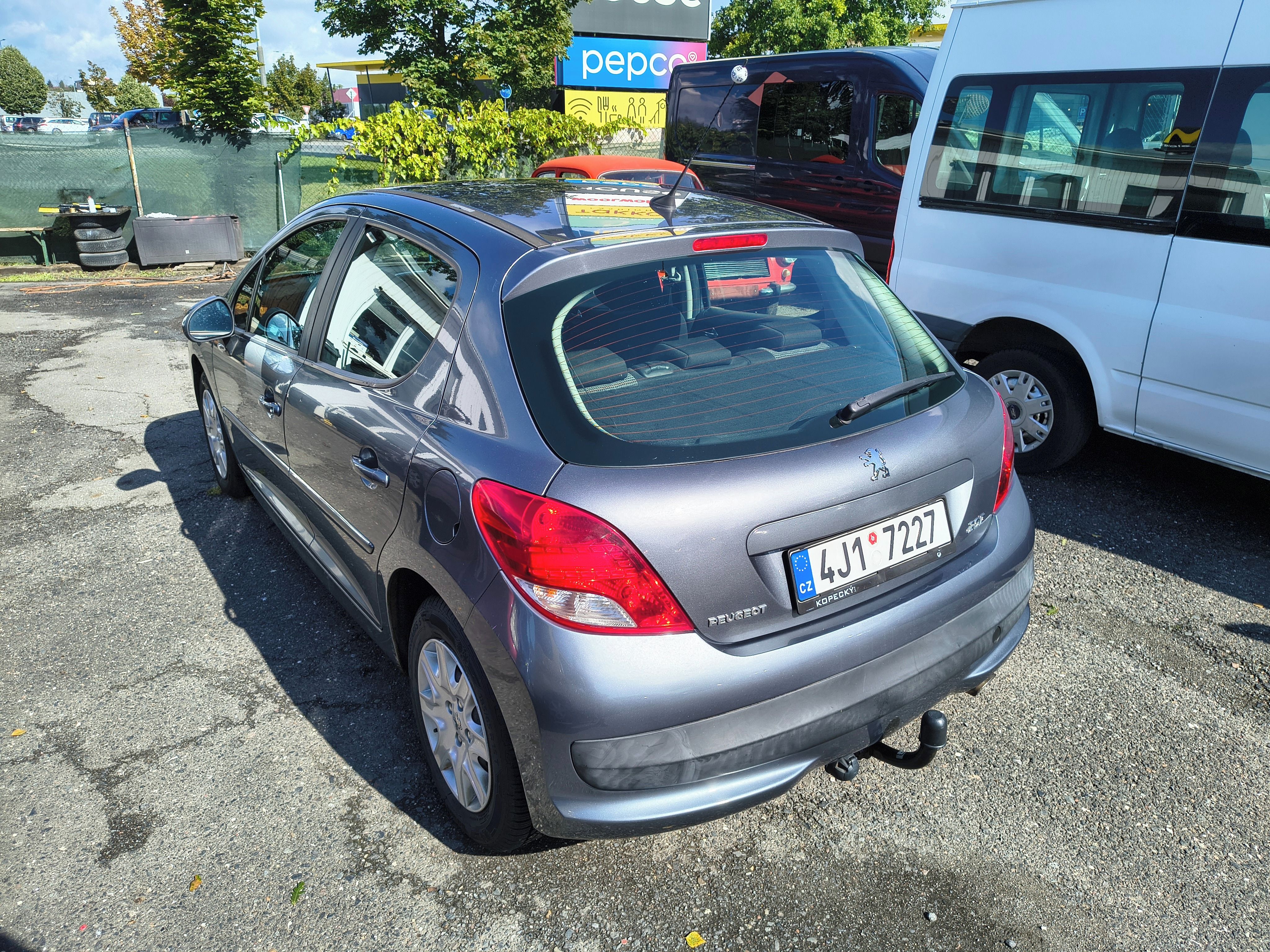 Peugeot 207, 1,6 HDi - fotka 4