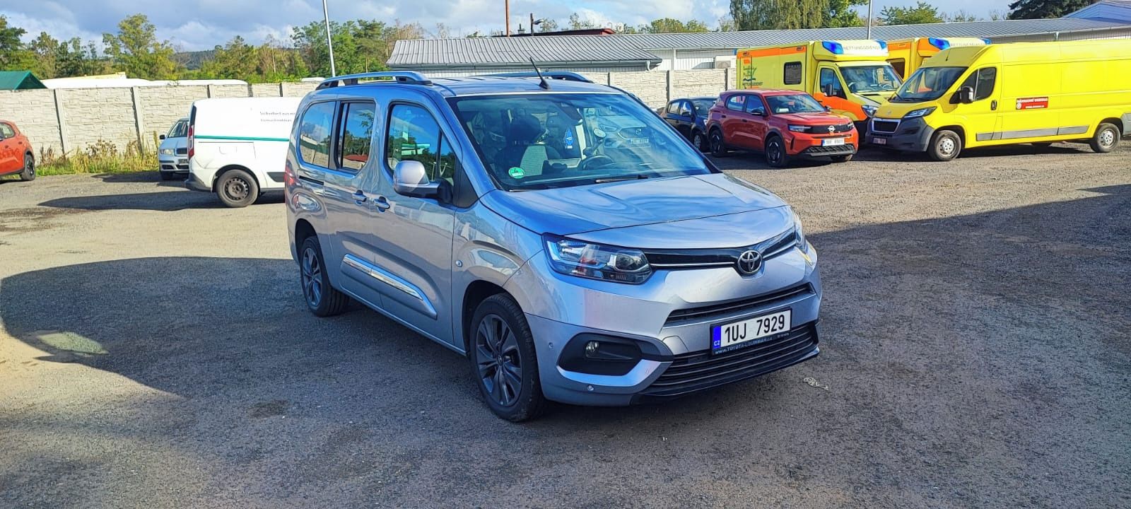 Toyota Proace, Toyota Proace City Verso 1.2 - fotka 3