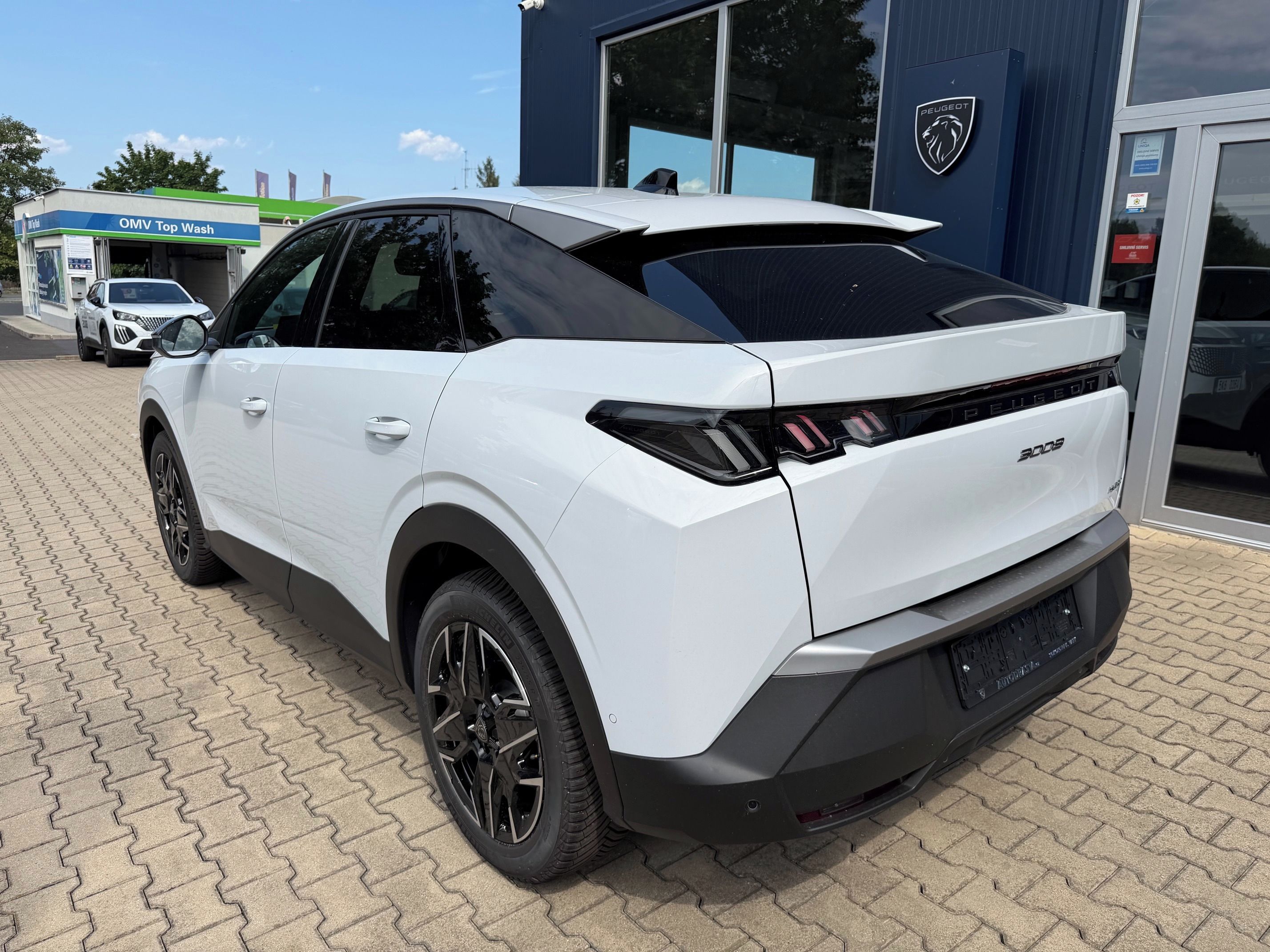 Peugeot 3008, BUSINESS Hybrid 145 e-DCS6 - fotka 4