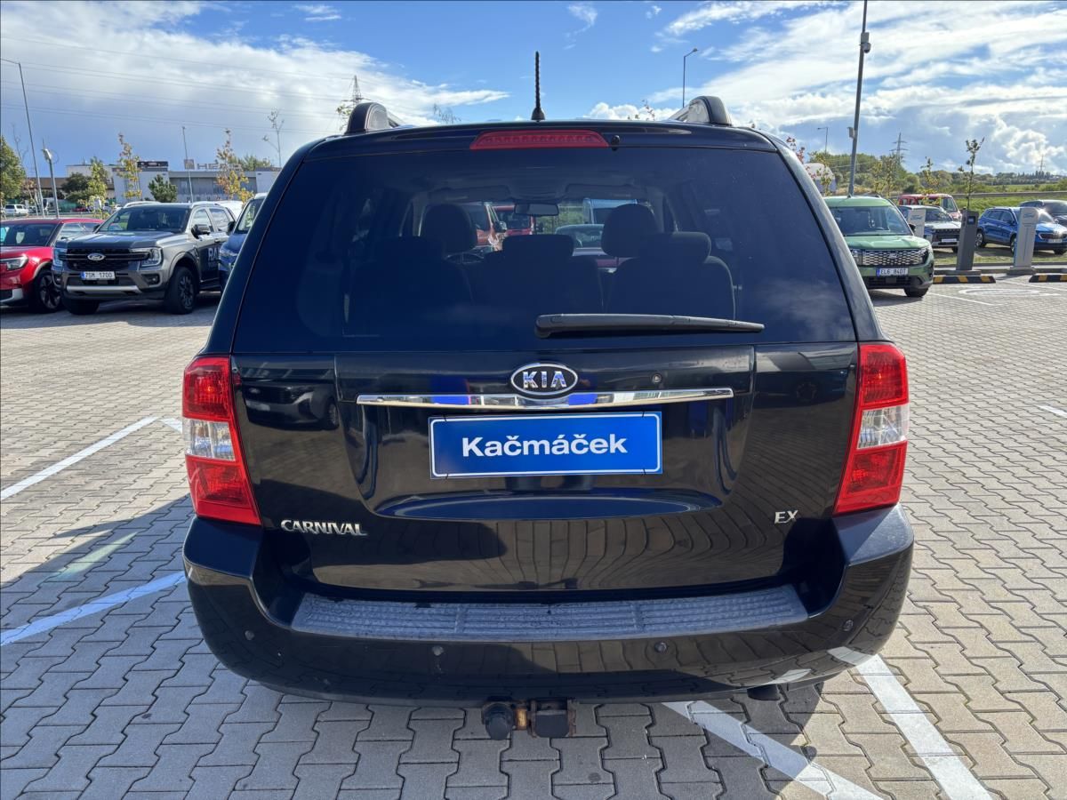 Kia Carnival, 2,9 CRDi 136kW 7 Míst - fotka 4