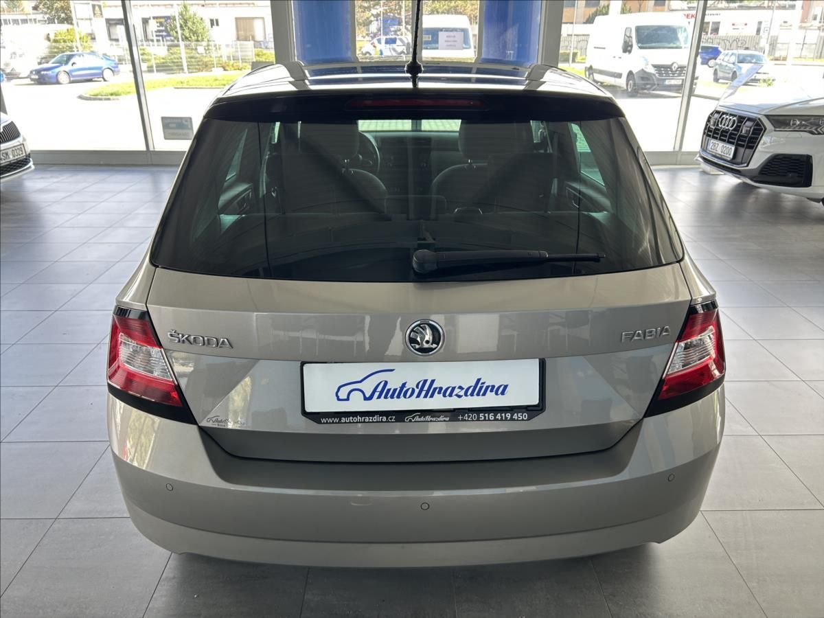 Škoda Fabia, 1,2   TSI,SERVISKA,ŘEMEN - fotka 5