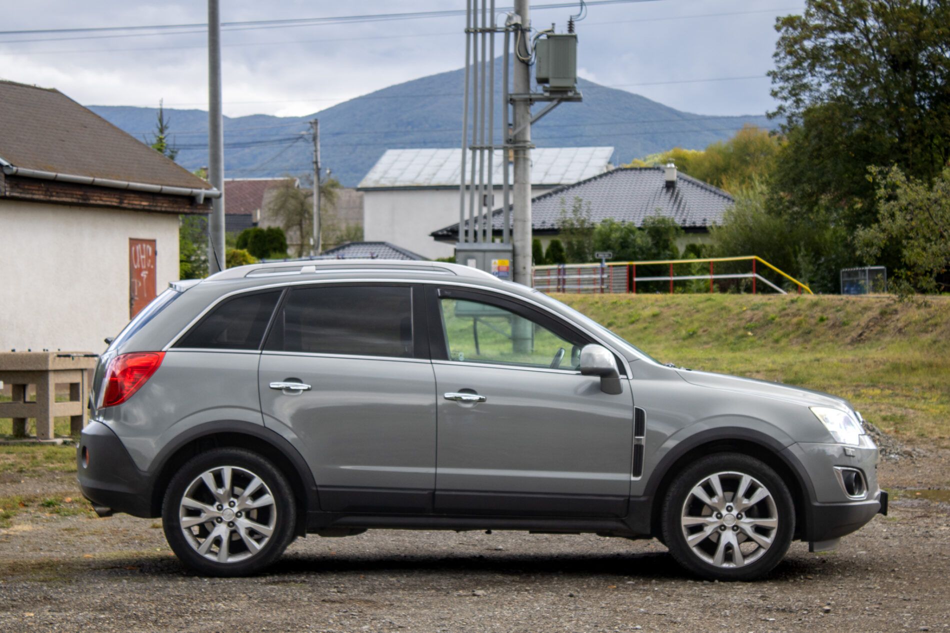 Opel Antara - fotka 4