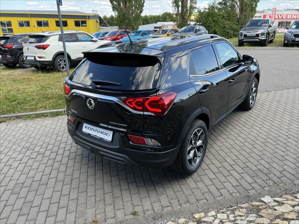 KGM Korando, 1.5 KORANDO  TURBO GDI SMART 4 - fotka 5