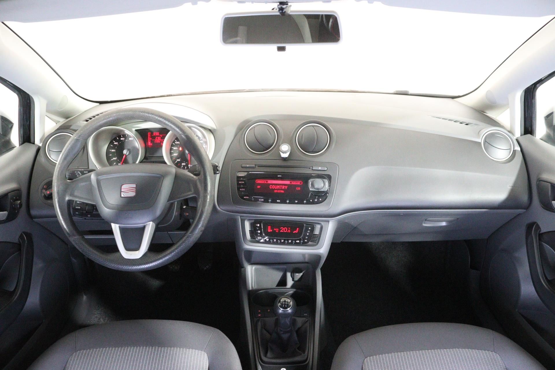 Seat Ibiza, ST STYLE 1,2 TSI / TAŽNÉ ZAŘÍZ - fotka 5
