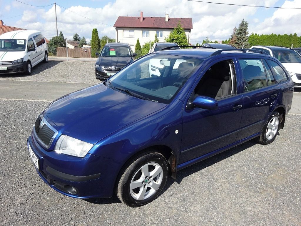 Škoda Fabia, COMBI Eleg.+KLMA-2006-ČR-2.Maj - fotka 3