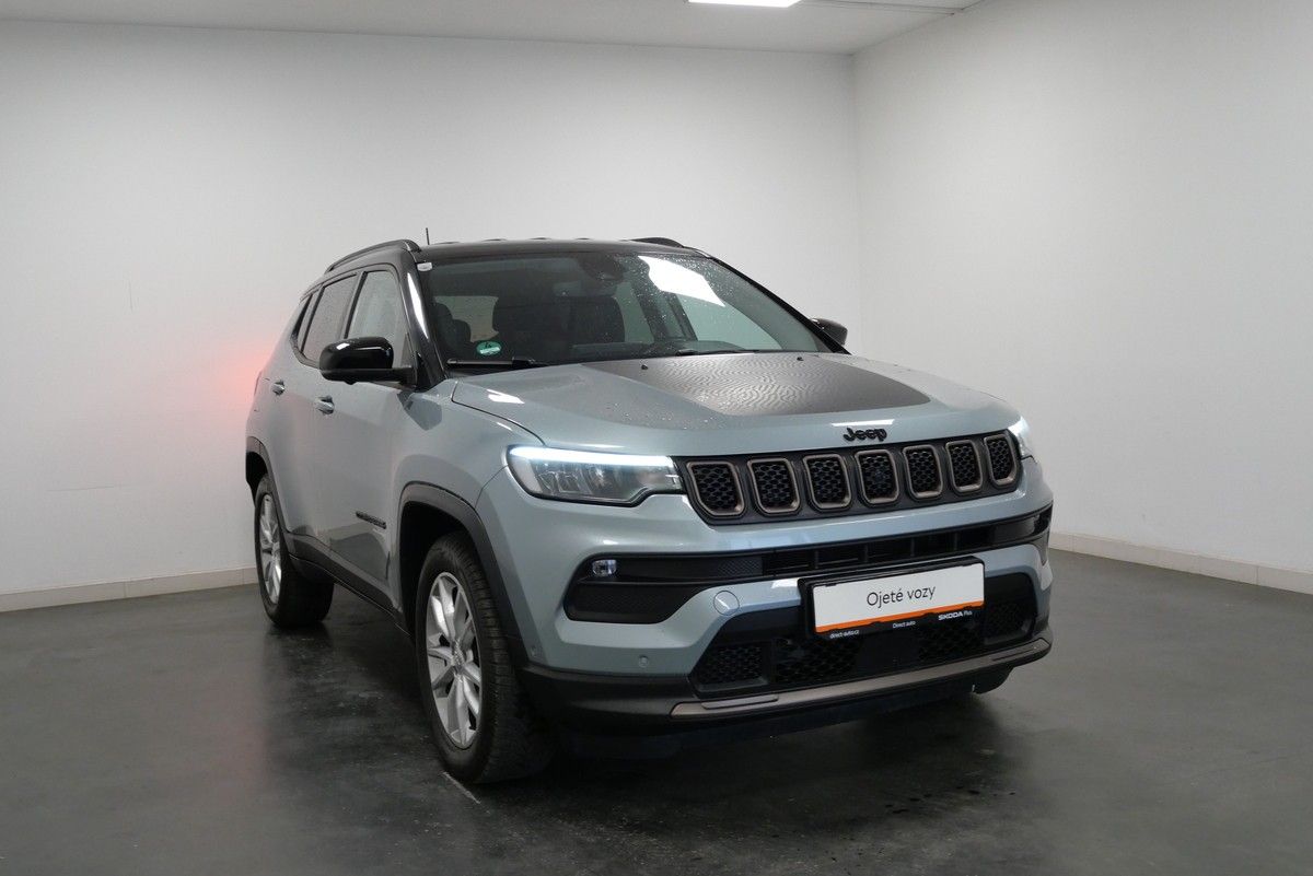 Jeep Compass, 1,5 110kW - fotka 3
