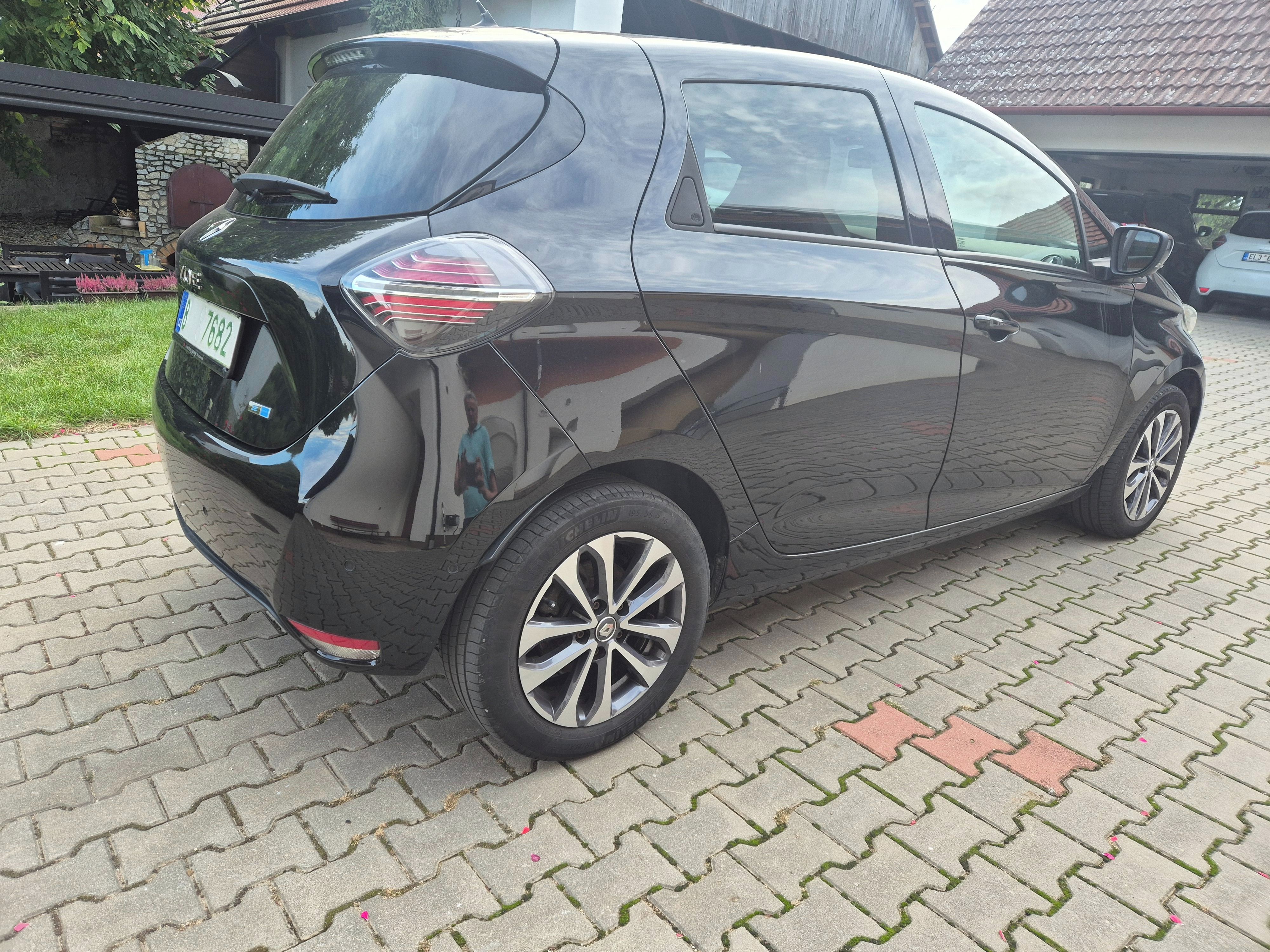 Renault ZOE, R135 Intens SoH 94,3% 12/21 - fotka 5