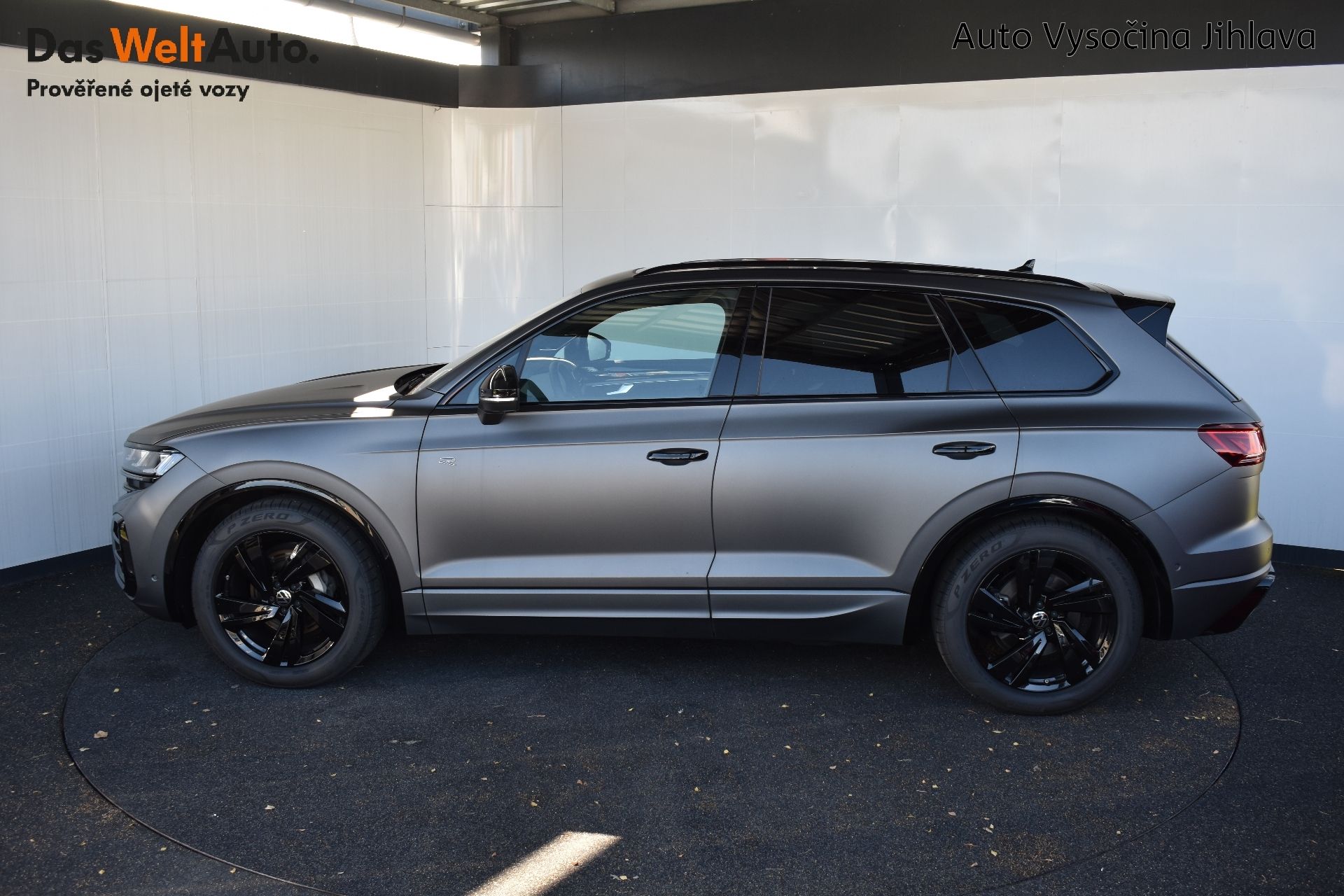 Volkswagen Touareg, R-Line 3.0TDI 210kW TOP - fotka 3