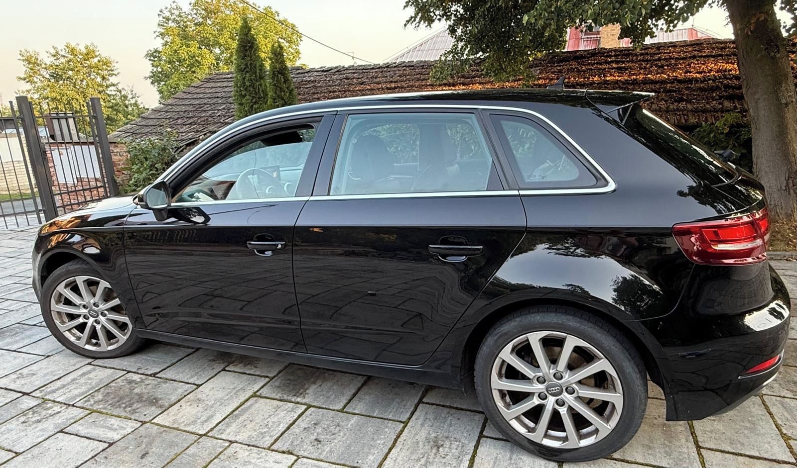 Audi A3, Audi A3 Sportback 2.0TDI 110kW - fotka 3