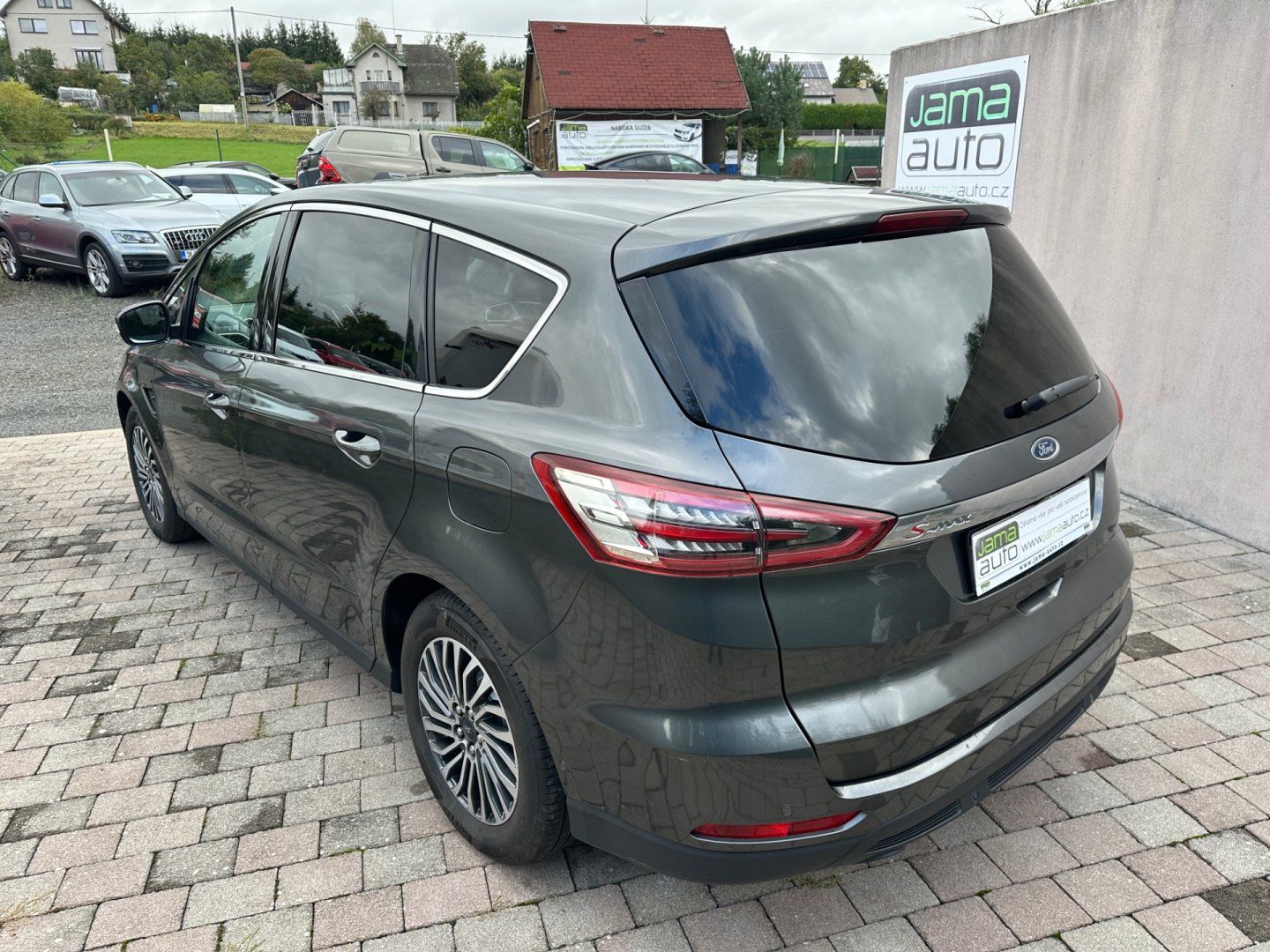 Ford S-MAX, 1,5 121kW TITANIUM TAŽNÉ 1.MAJ - fotka 5