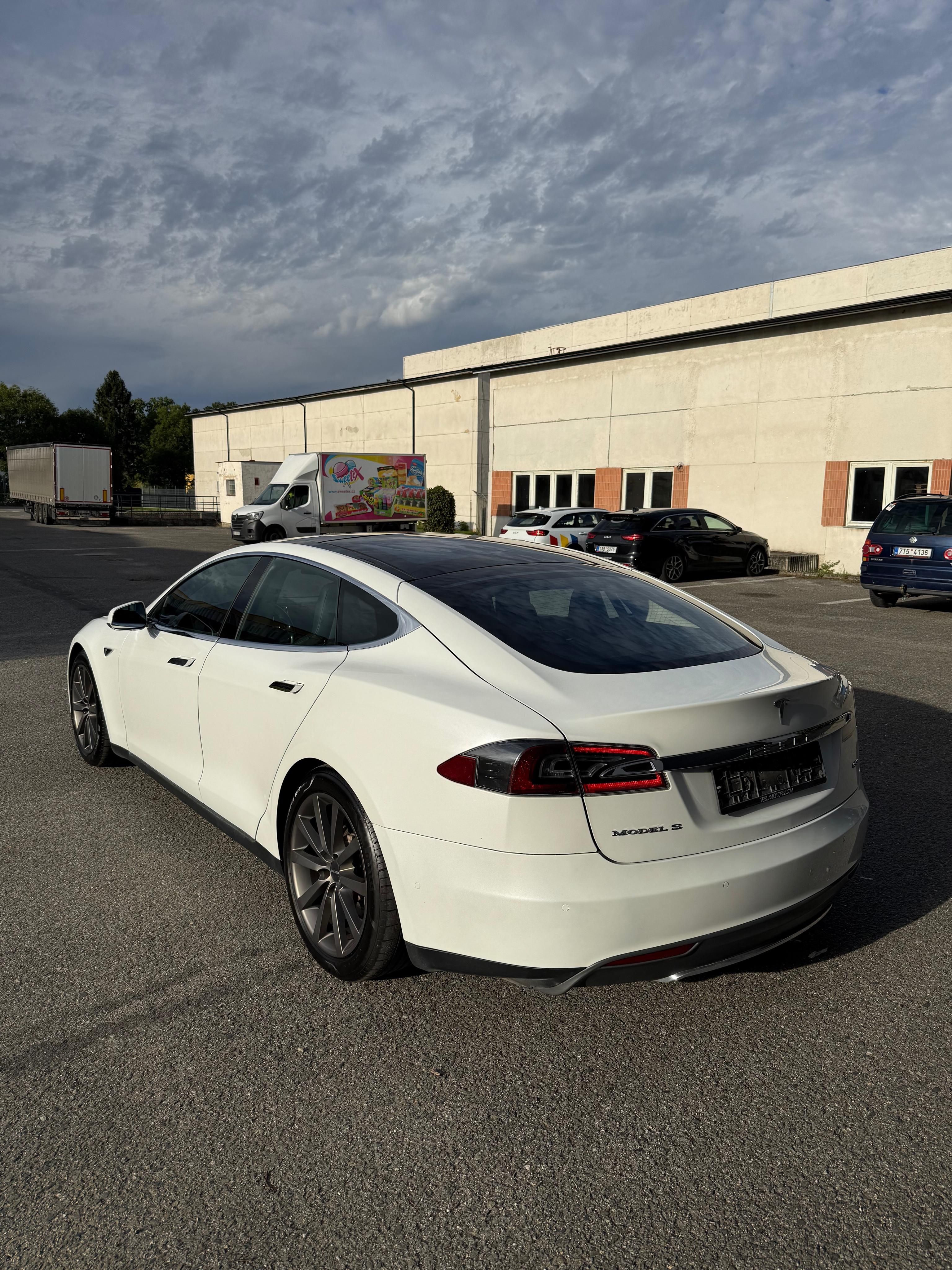 Tesla Model S, 90D – SC01 Free Supercharging - fotka 3