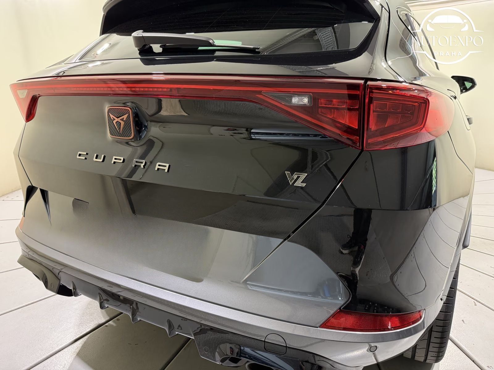 Cupra Formentor, VZ 2.0 TSI 4Drive AHK Beats - fotka 6