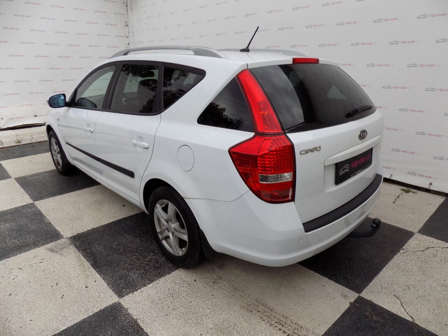Kia Cee´d, 1.6GDi/2.Maj.ČR/Klimatizace/ - fotka 3