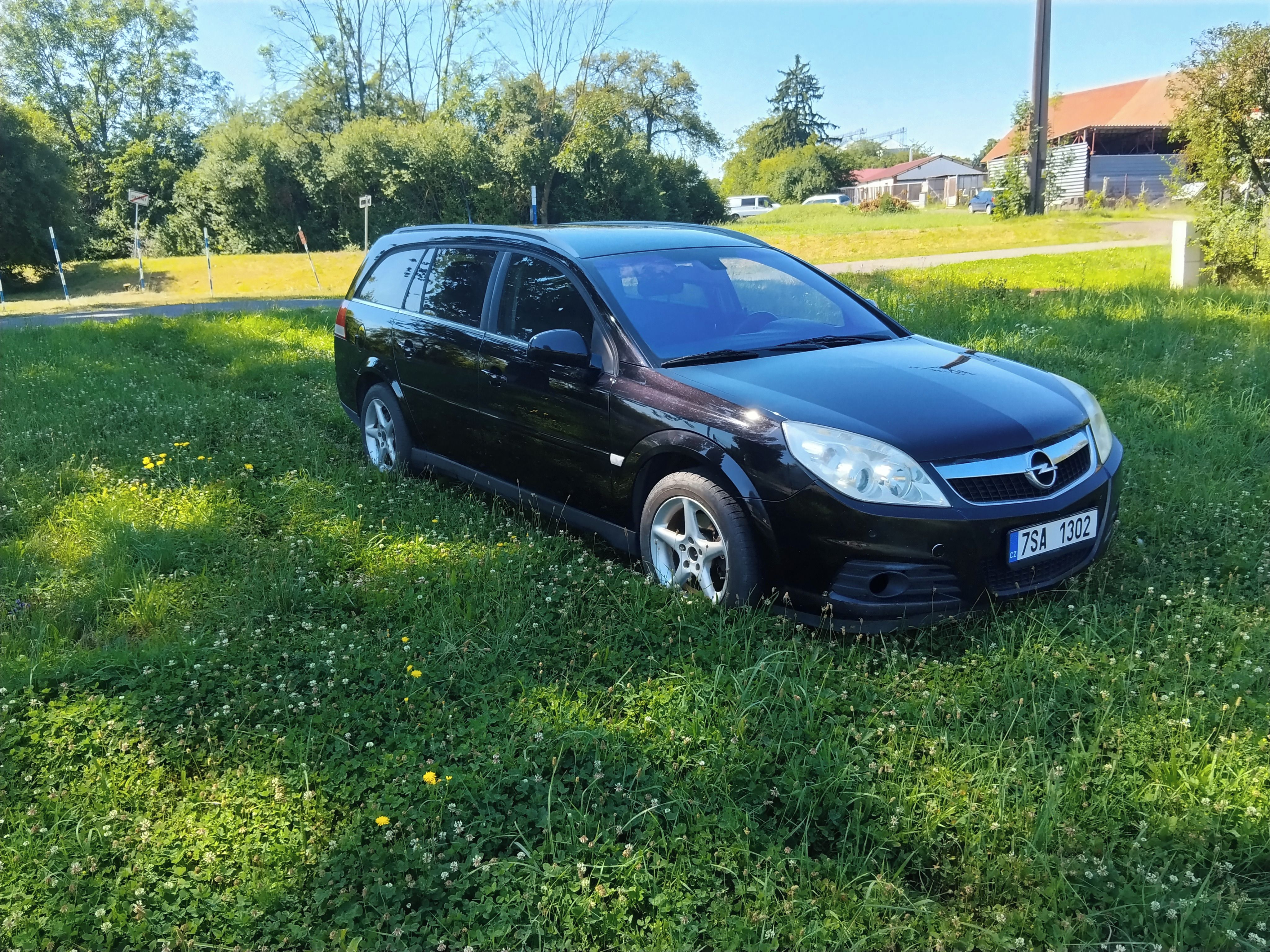 Opel Vectra, Opel Vectra C 1.8 kombi LPG - fotka 2