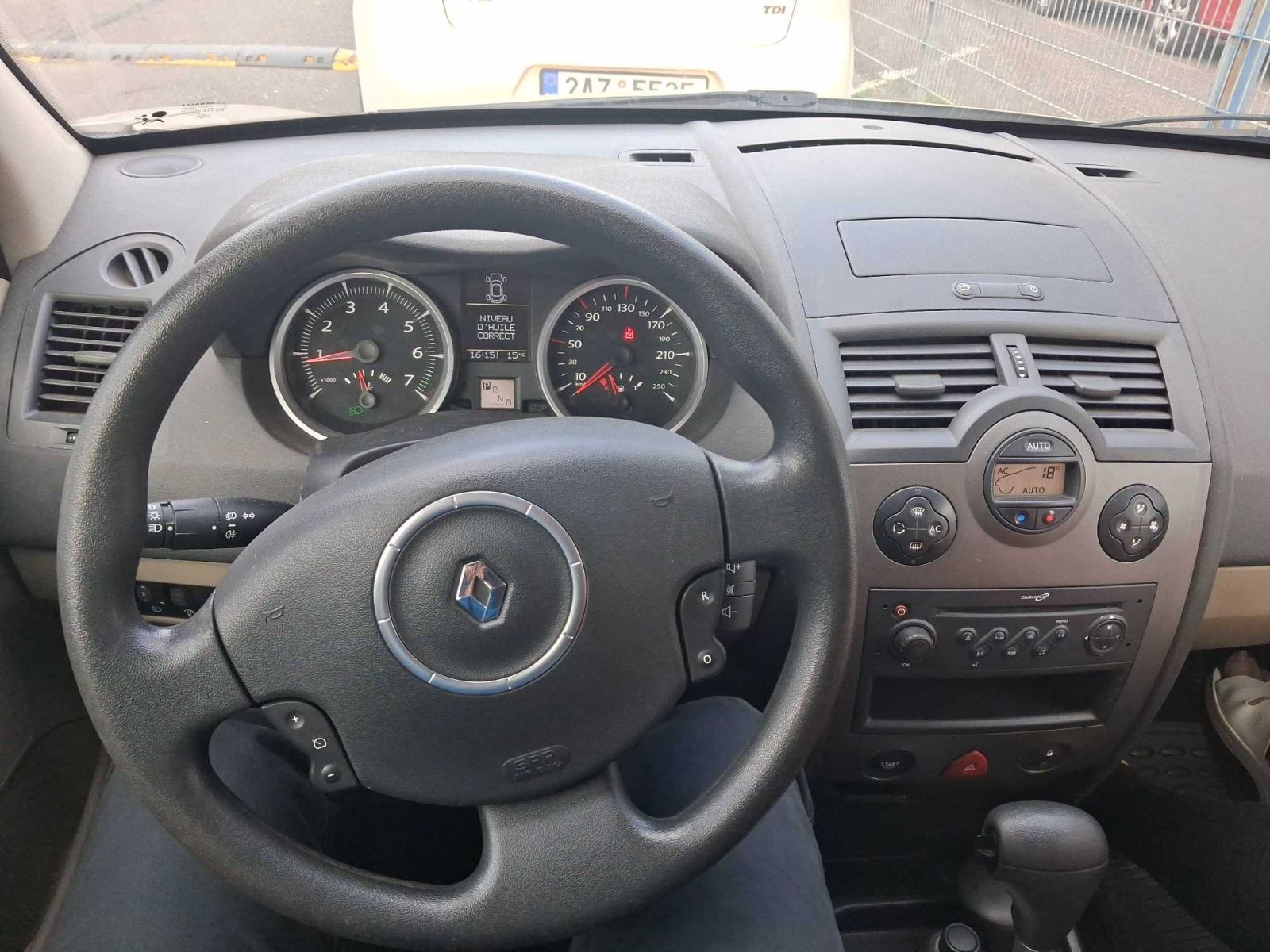 Renault Mégane, 1.9 dCi, Automat - fotka 3