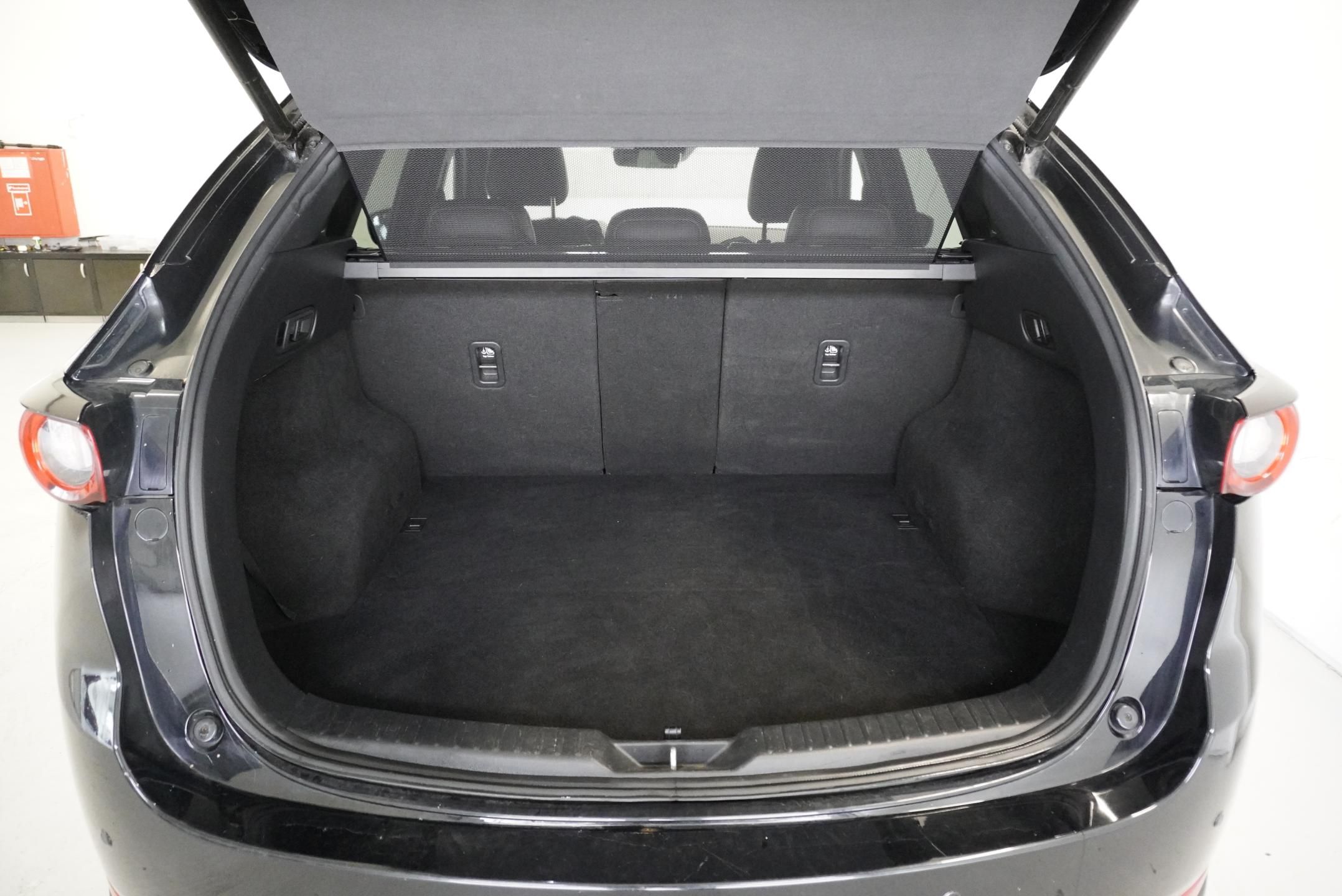 Mazda CX-5, 2.2 D SKYACTIV 4x4 AUTOMAT - fotka 6